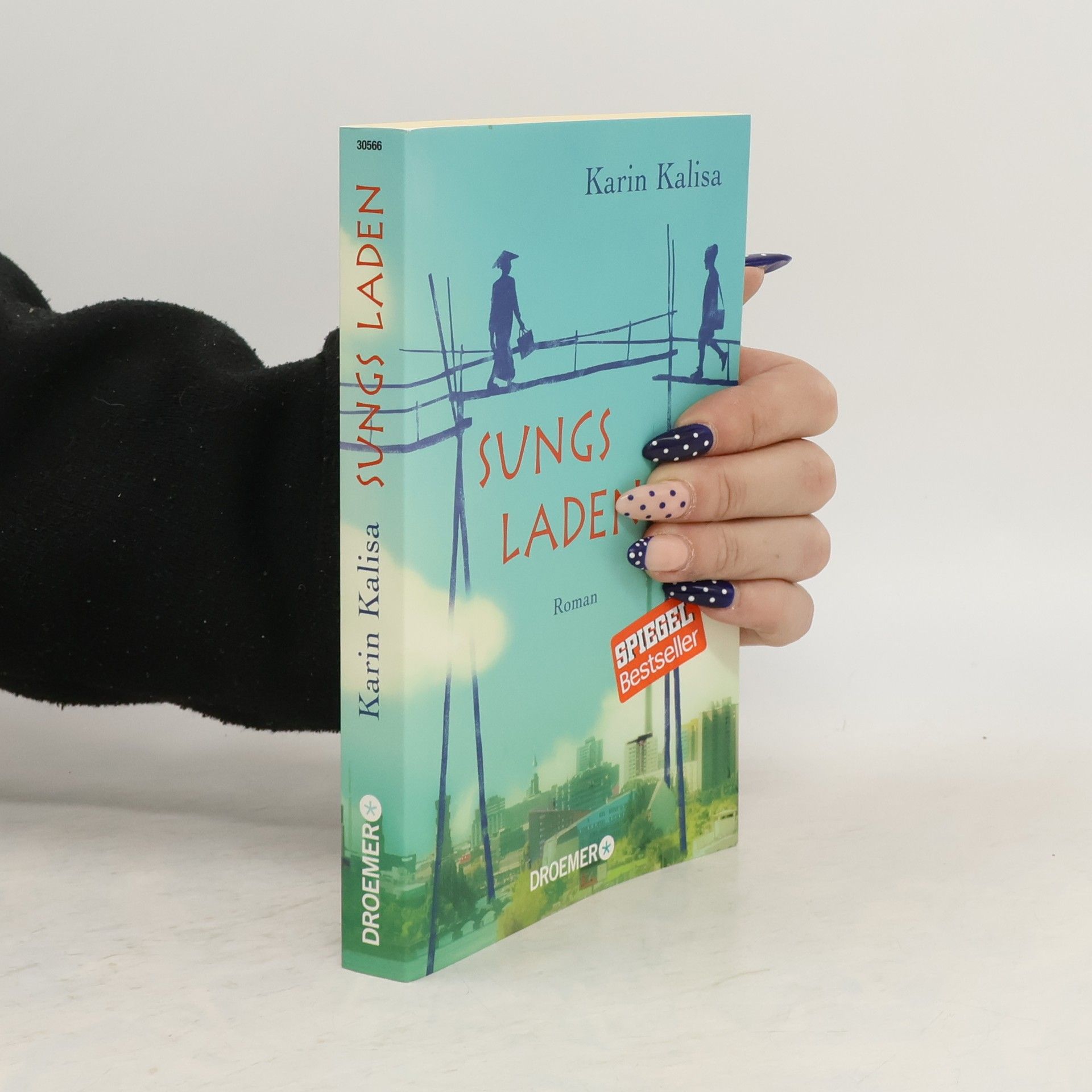 Karin Kalisa Sungs Laden