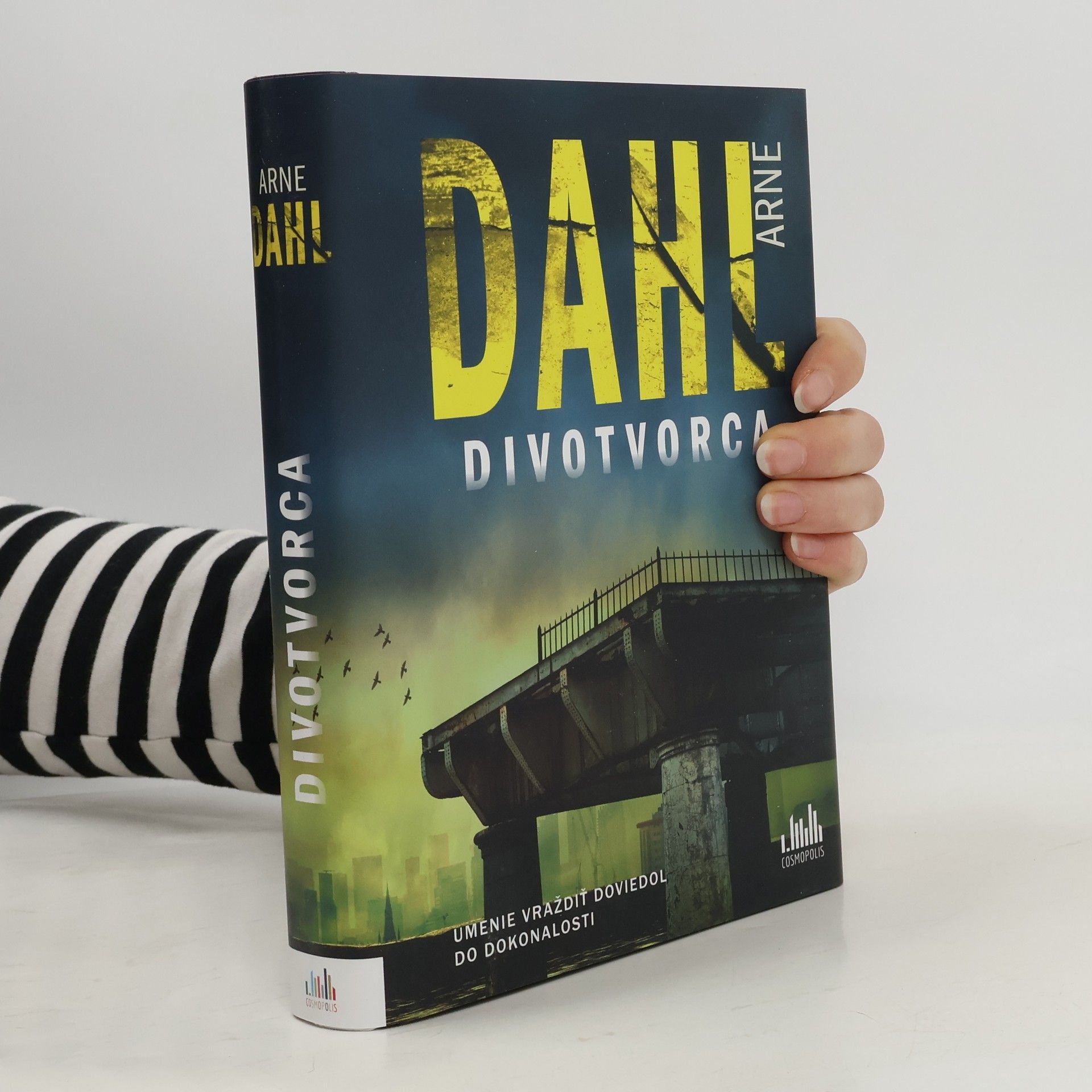 Arne Dahl Divotvorca