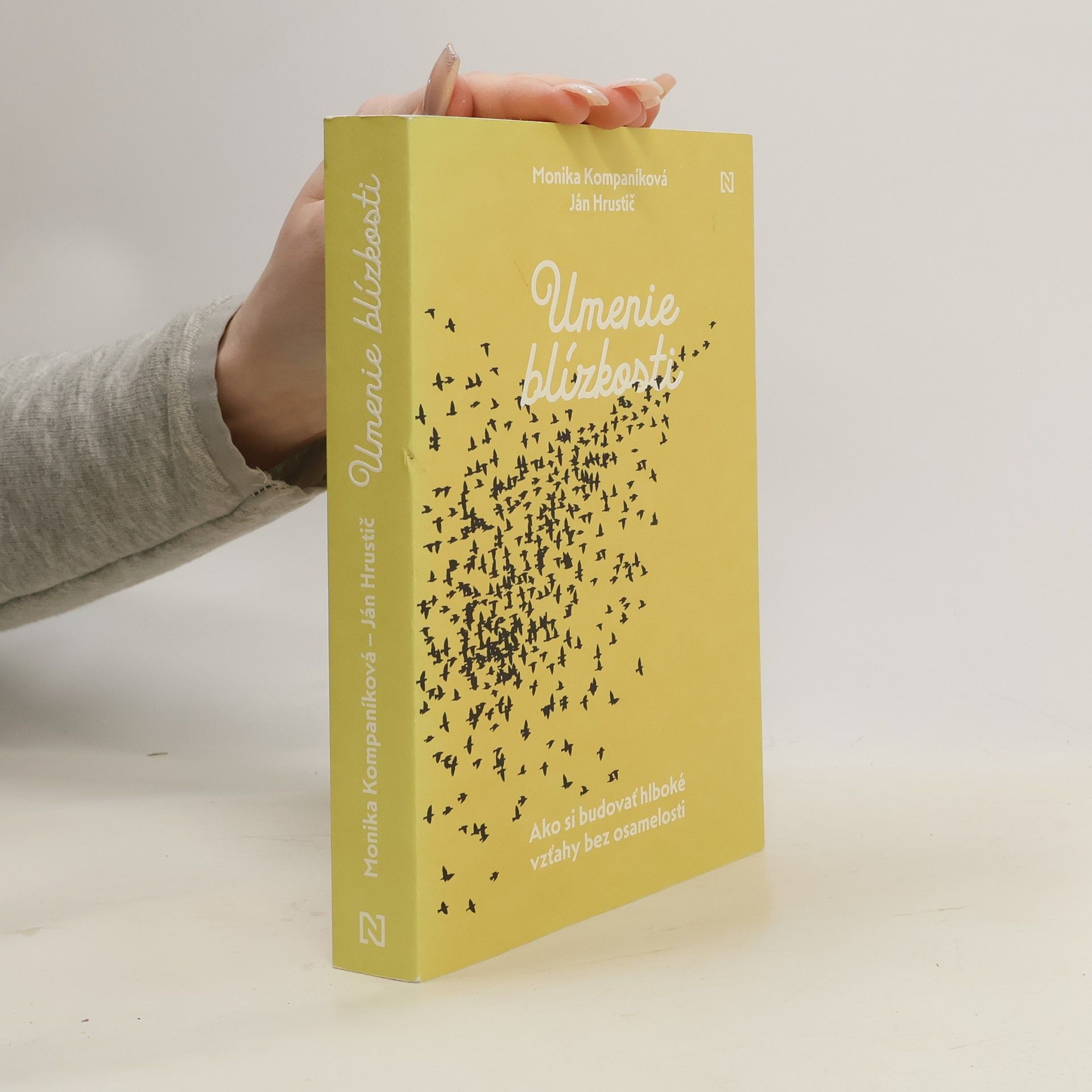 Ján Hrustič Umenie blízkosti