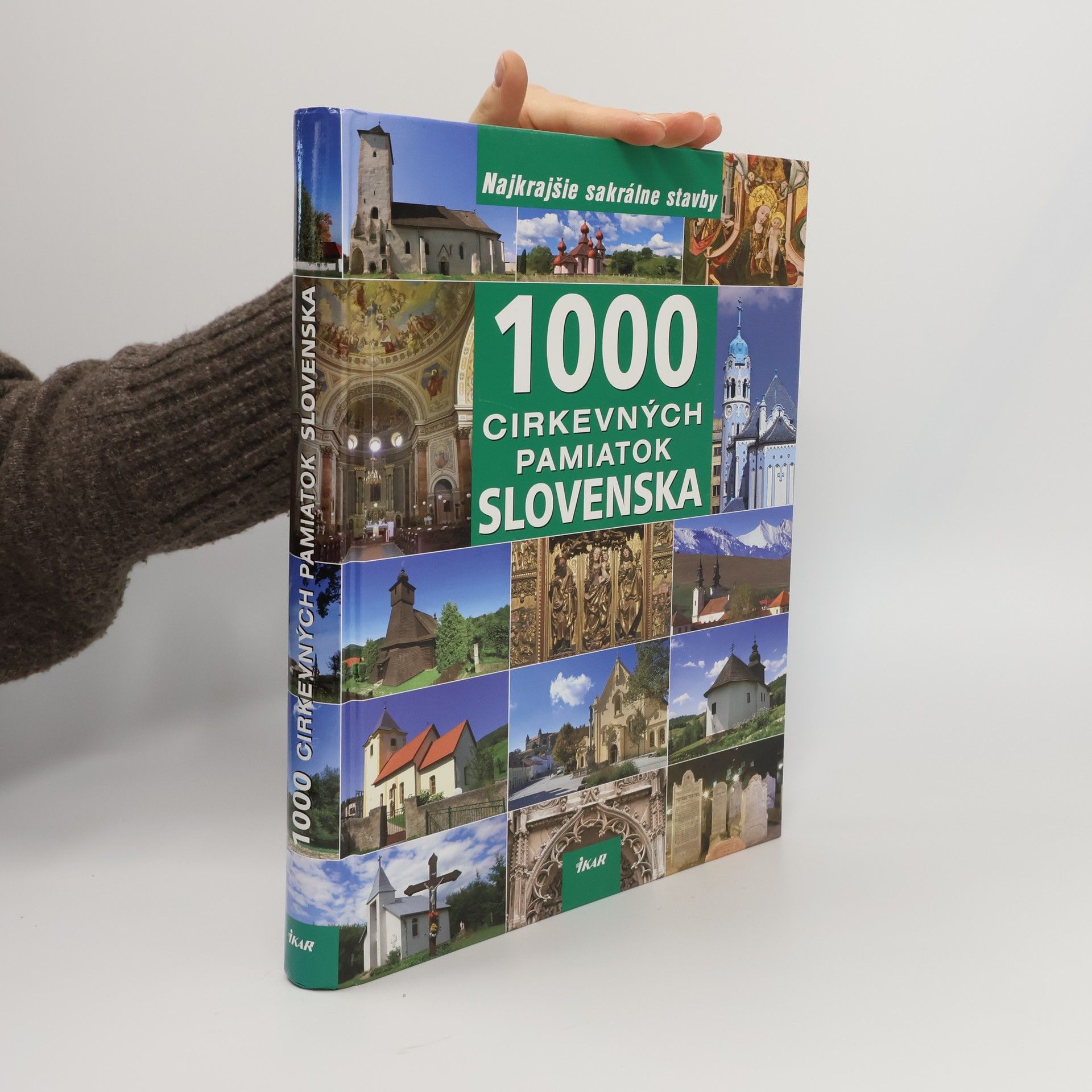 Rebecca Stephens 1000 cirkevných pamiatok Slovenska