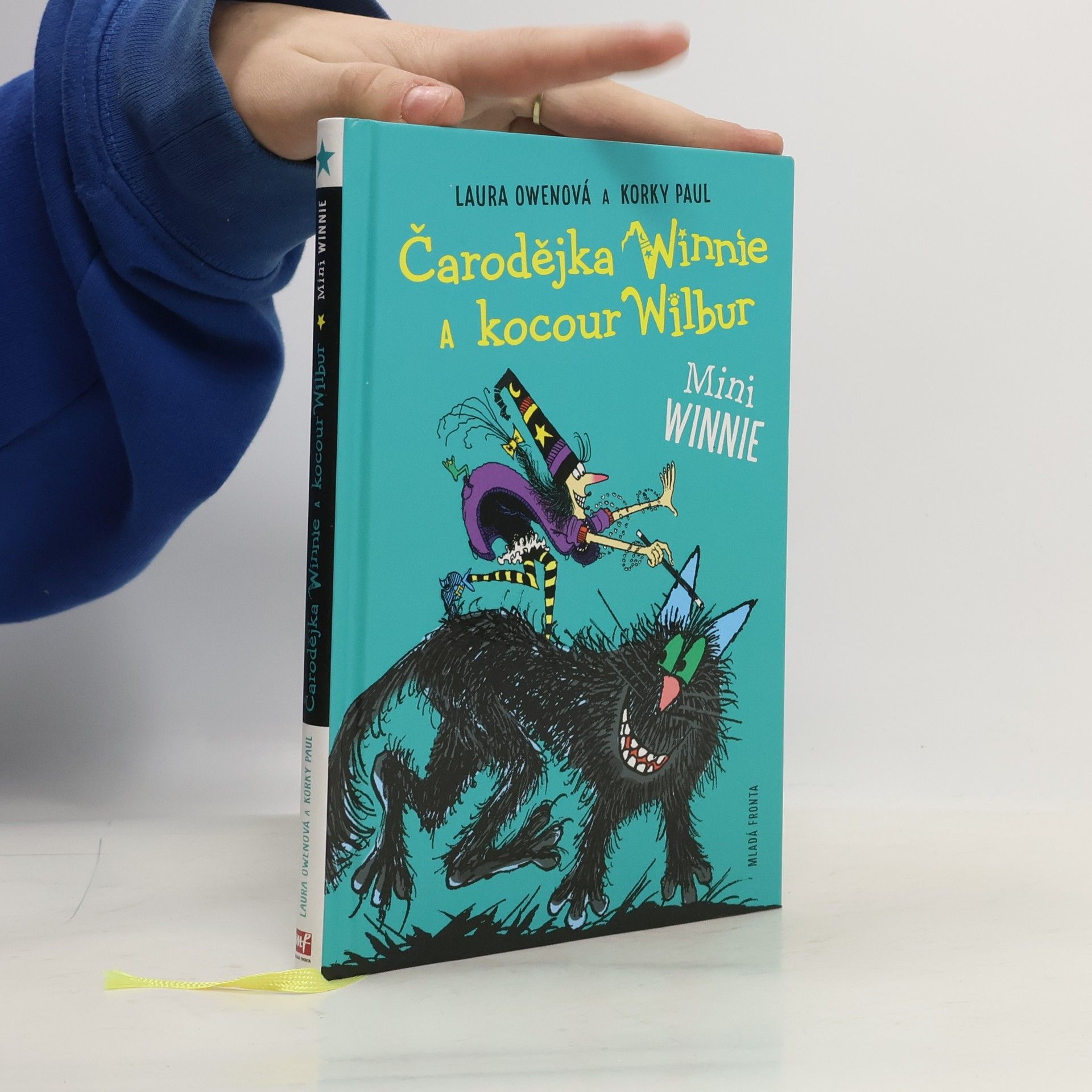 Čarodějka Winnie a kocour Wilbur. Mini Winnie