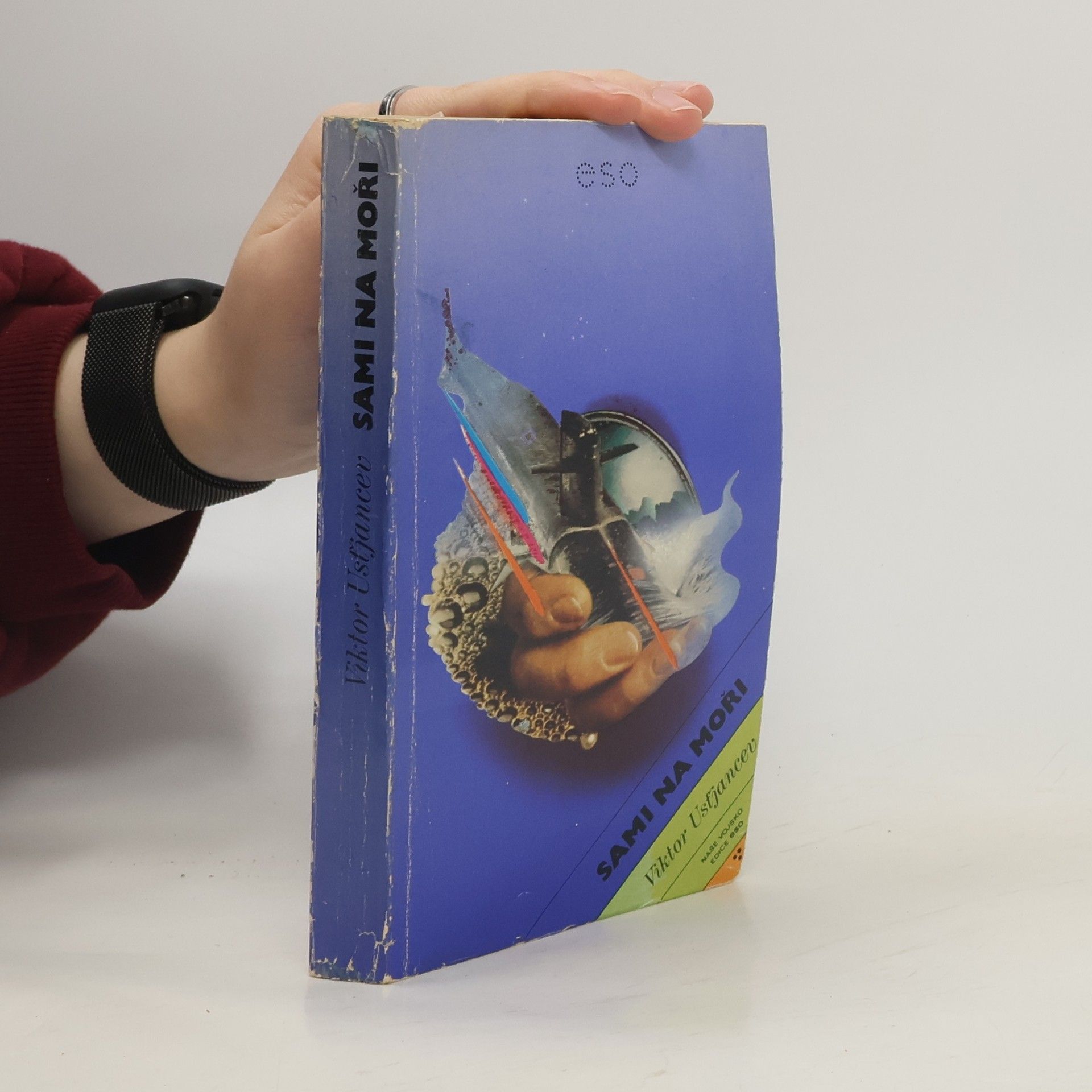 Viktor Usťjancev Sami na moři