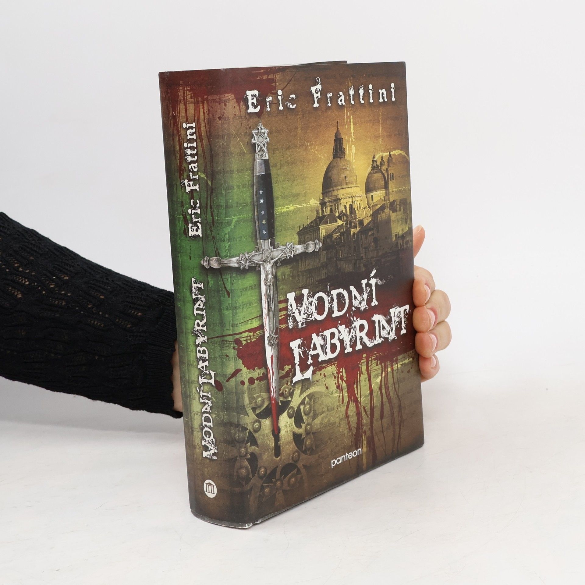 Eric Frattini Vodní labyrint