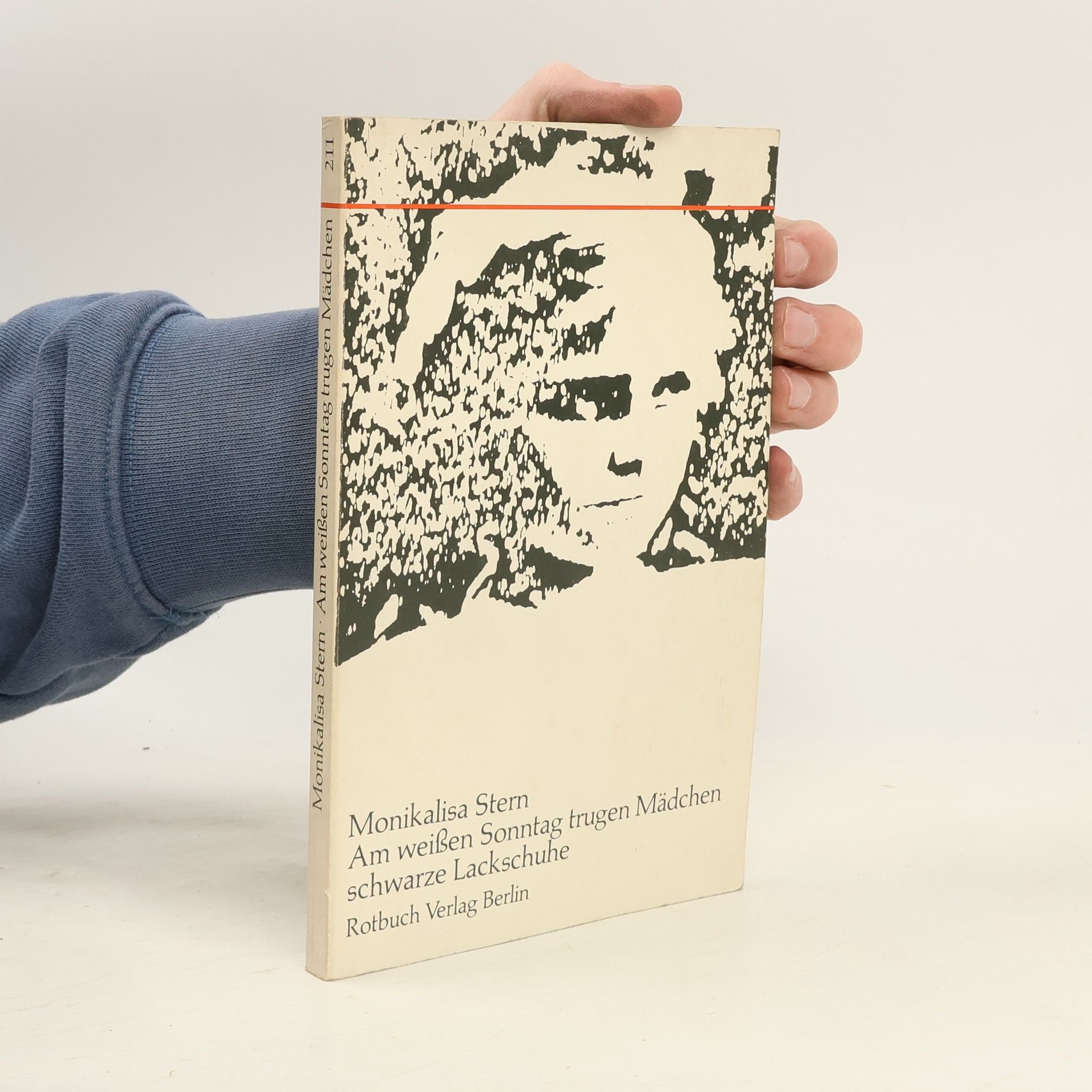 Monikalisa Stern Am weissen Sonntag trugen Mädchen schwarze Lackschuhe