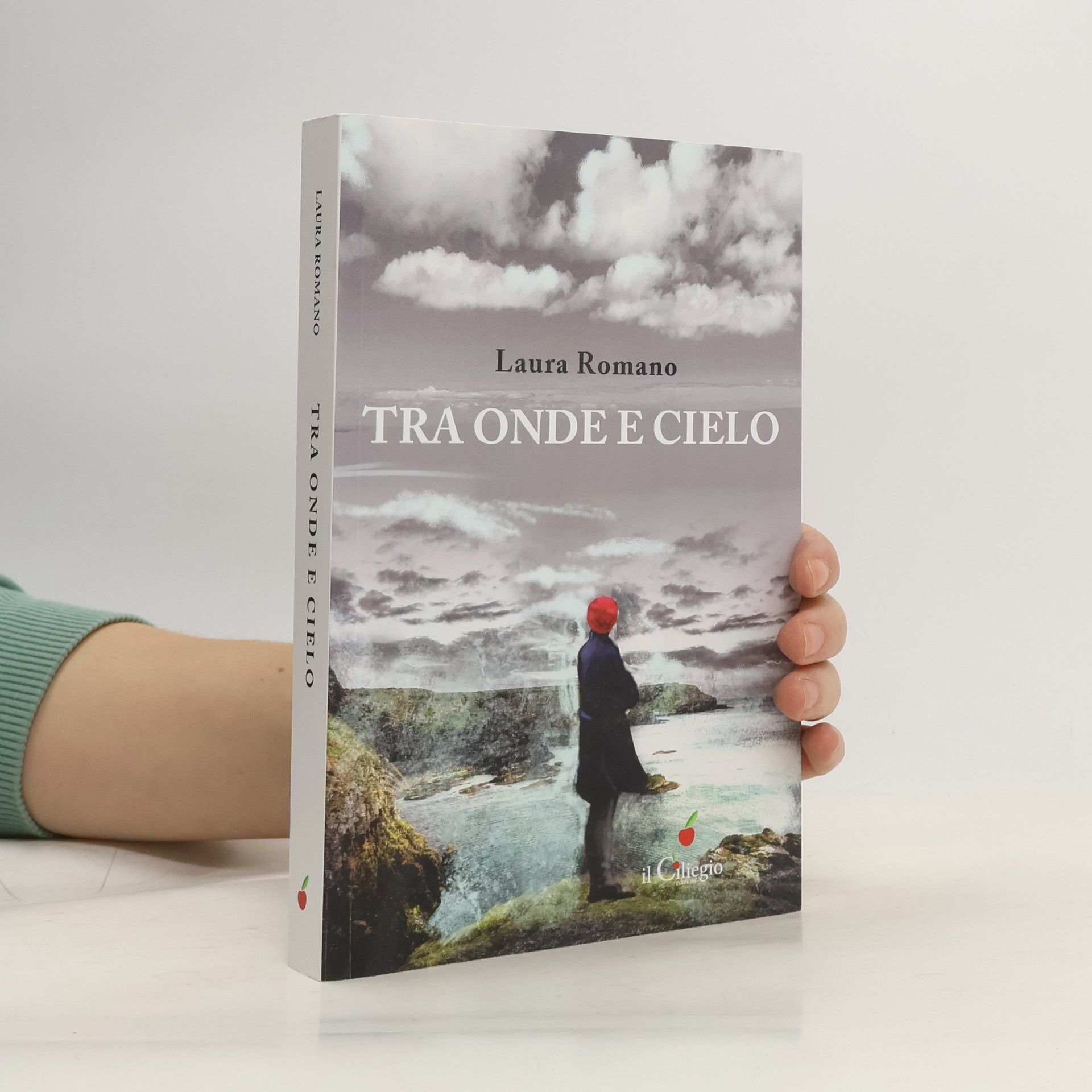 Laura Romano Tra onde e cielo