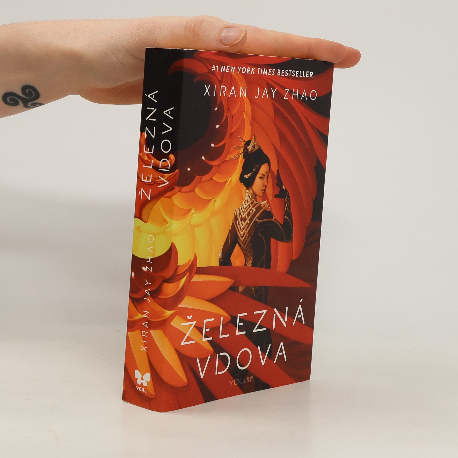 Xiran Jay Zhao Železná vdova