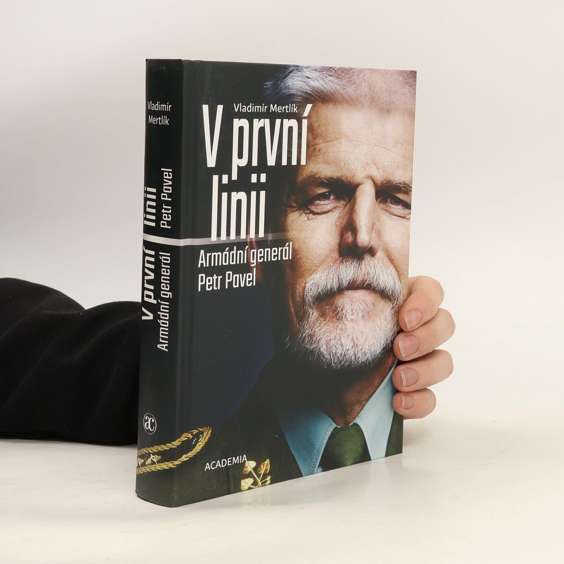Vladimír Mertlík V první linii: Armádní generál Petr Pavel