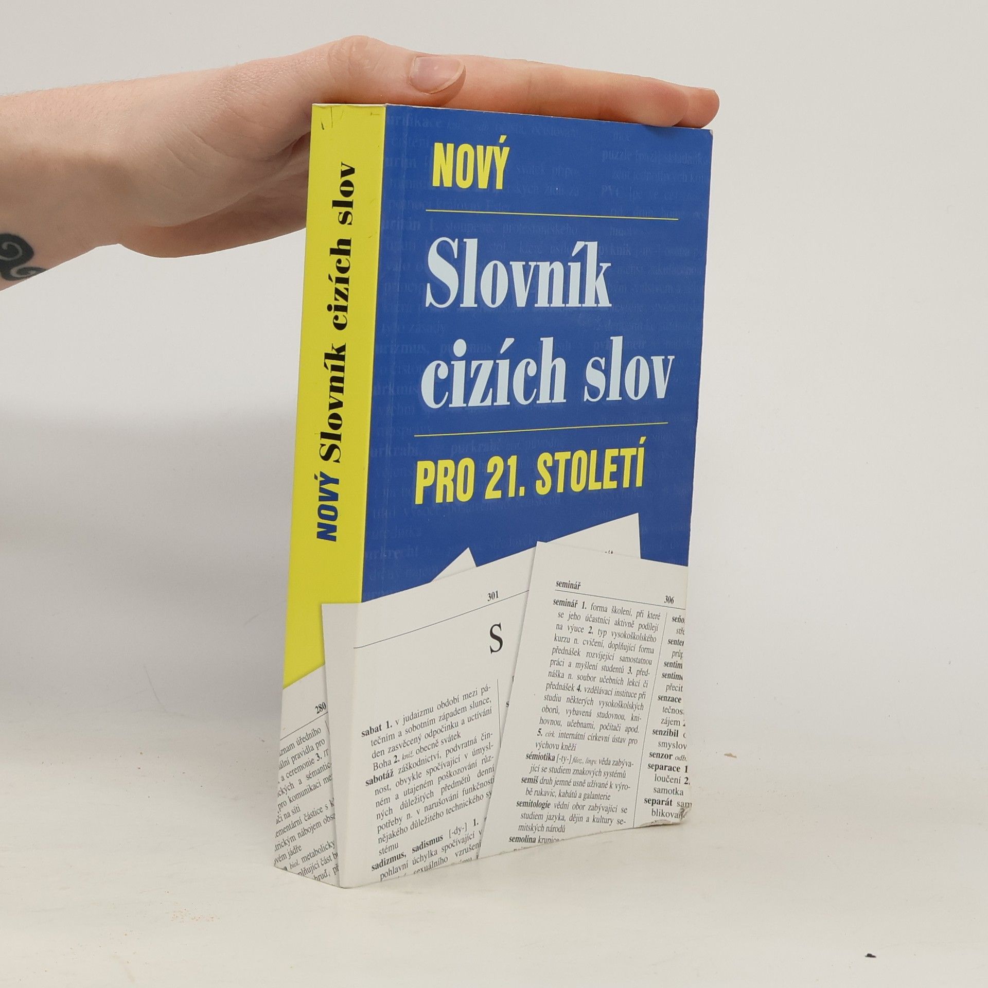 Kolektív autorov Nový slovník cizích slov pro 21. století Slovník cizích slov Slovník cizích slov pro 21. století