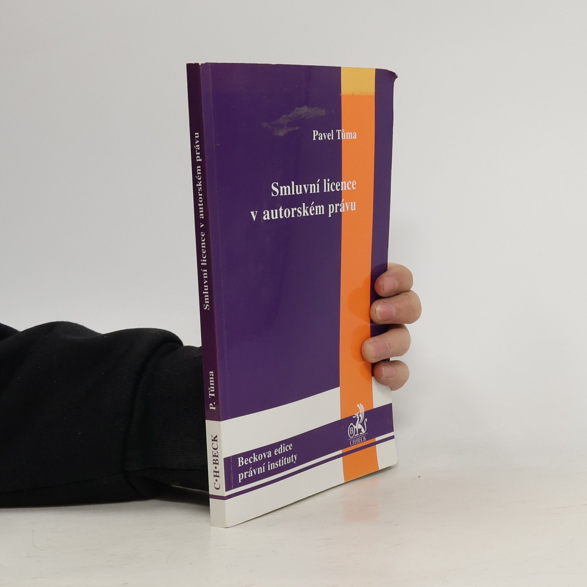 Various authors Smluvní licence v autorském právu