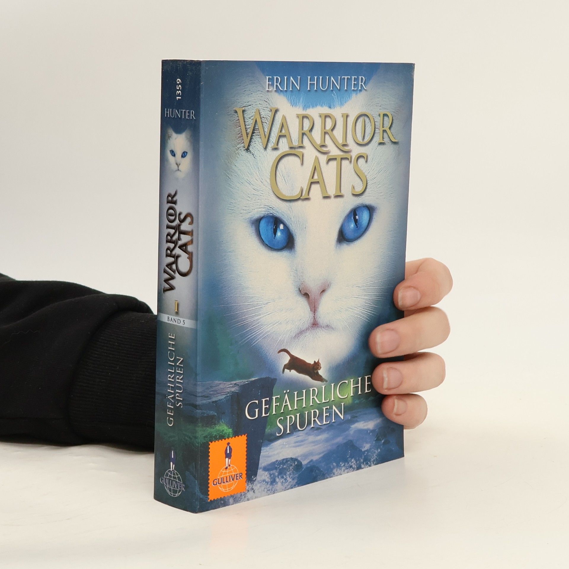 Erin Hunter Warrior Cats. Gefährliche Spuren