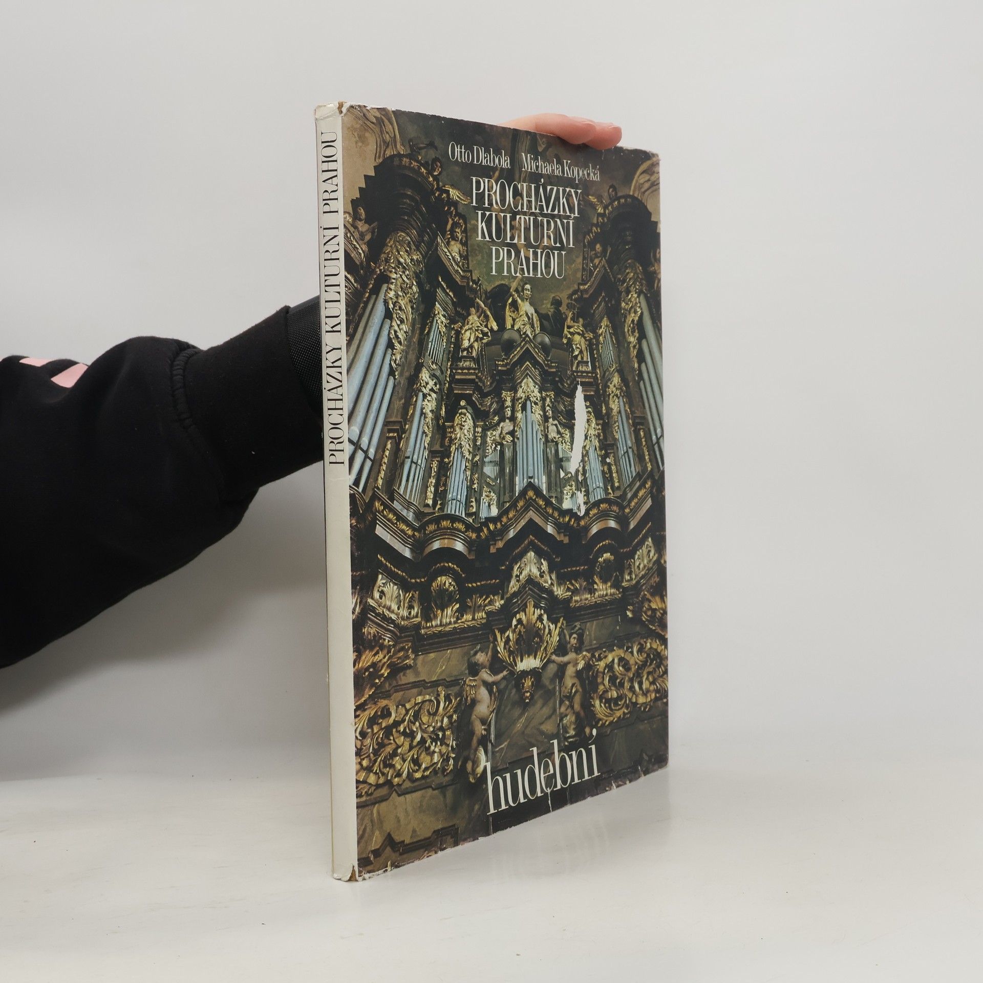 Otto Dlabola Procházky kulturní Prahou. Hudební