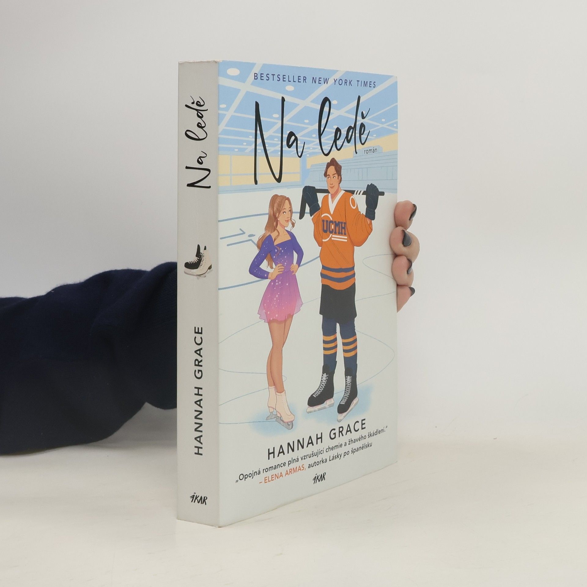 Hannah Grace Na ledě