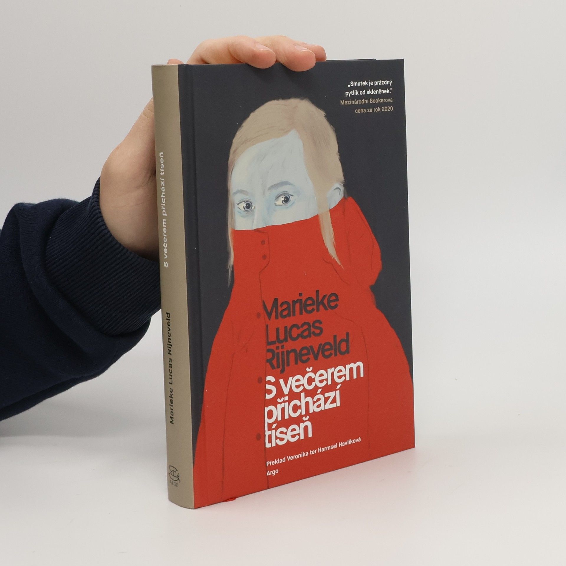 Marieke Lucas Rijneveld S večerem přichází tíseň