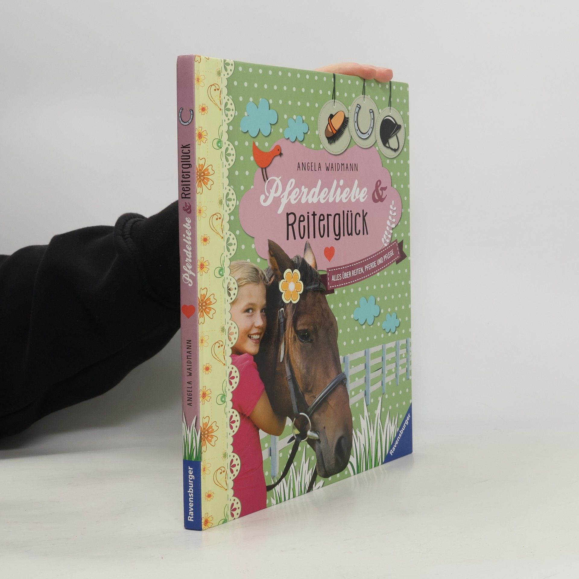 Angela Waidmann Pferdeliebe & Reiterglück