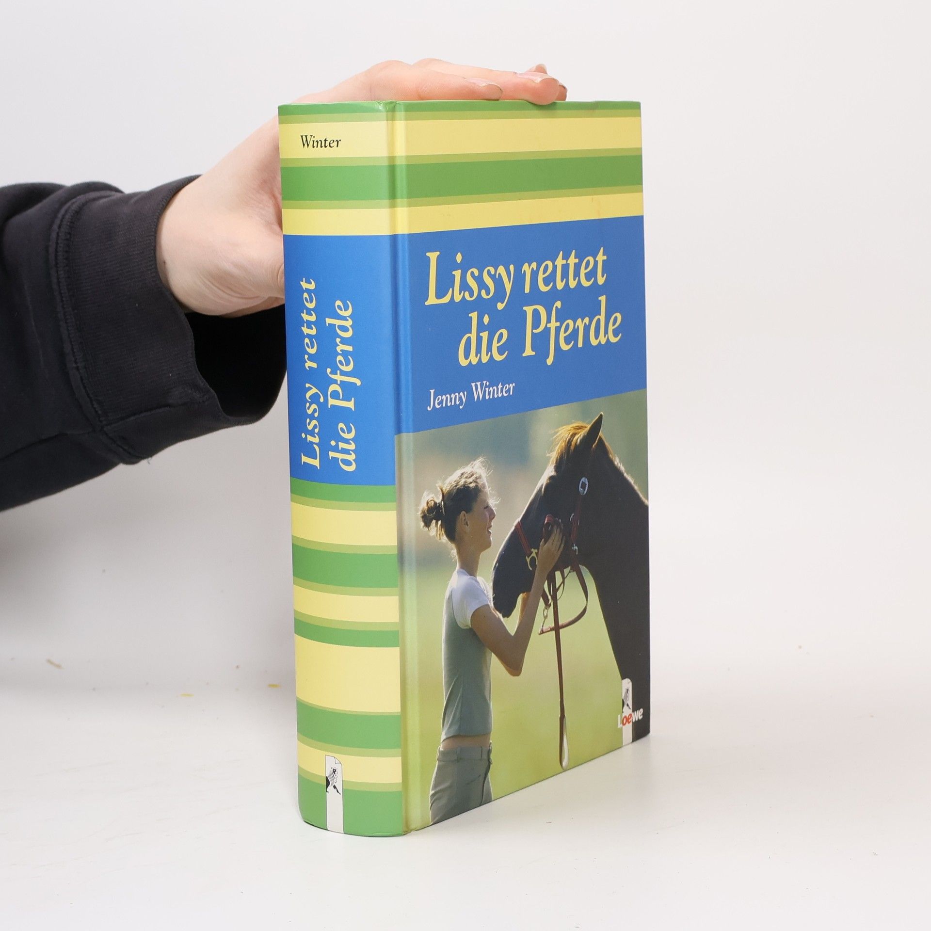 Jenny Winter Lissy rettet die Pferde