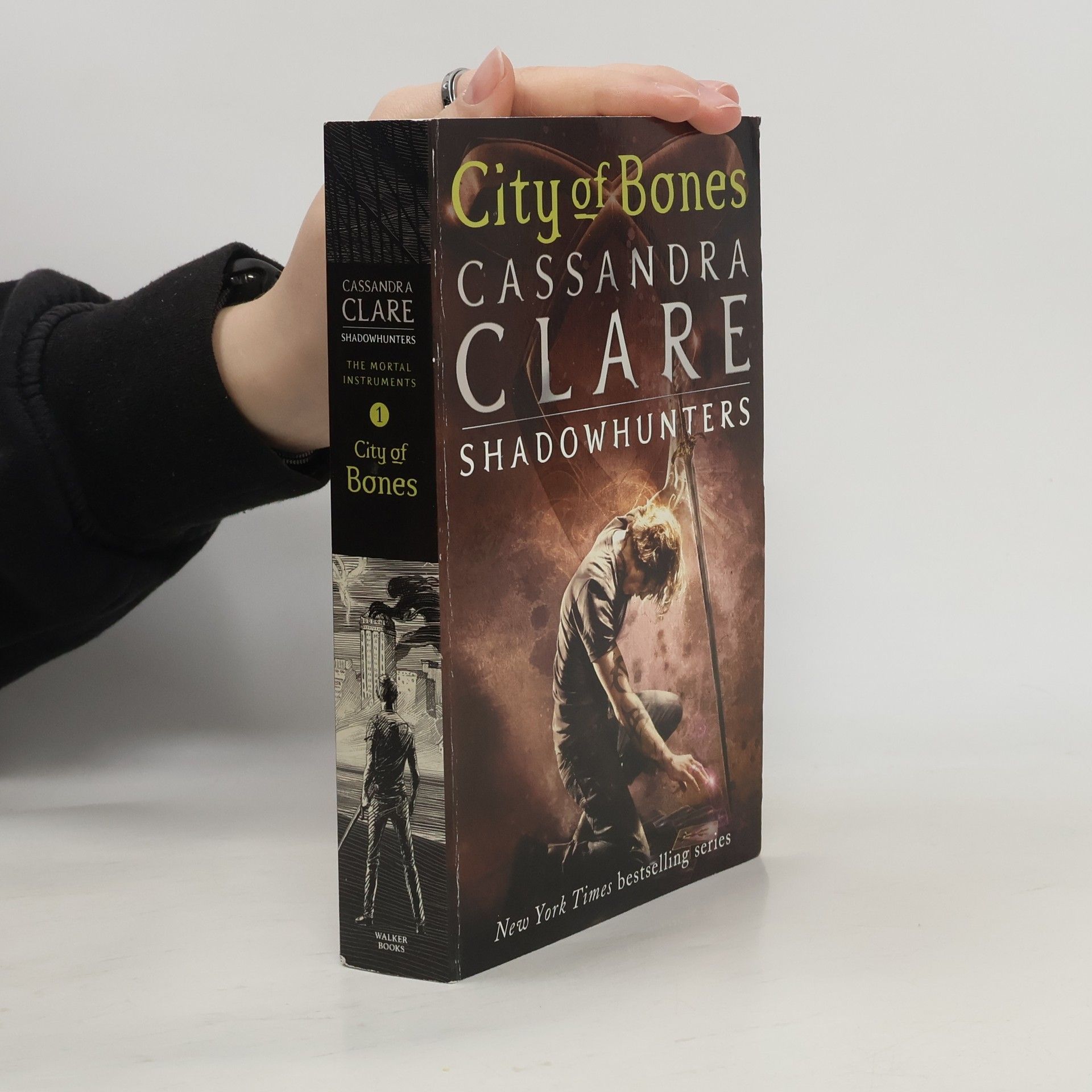 Cassandra Clare City of Bones