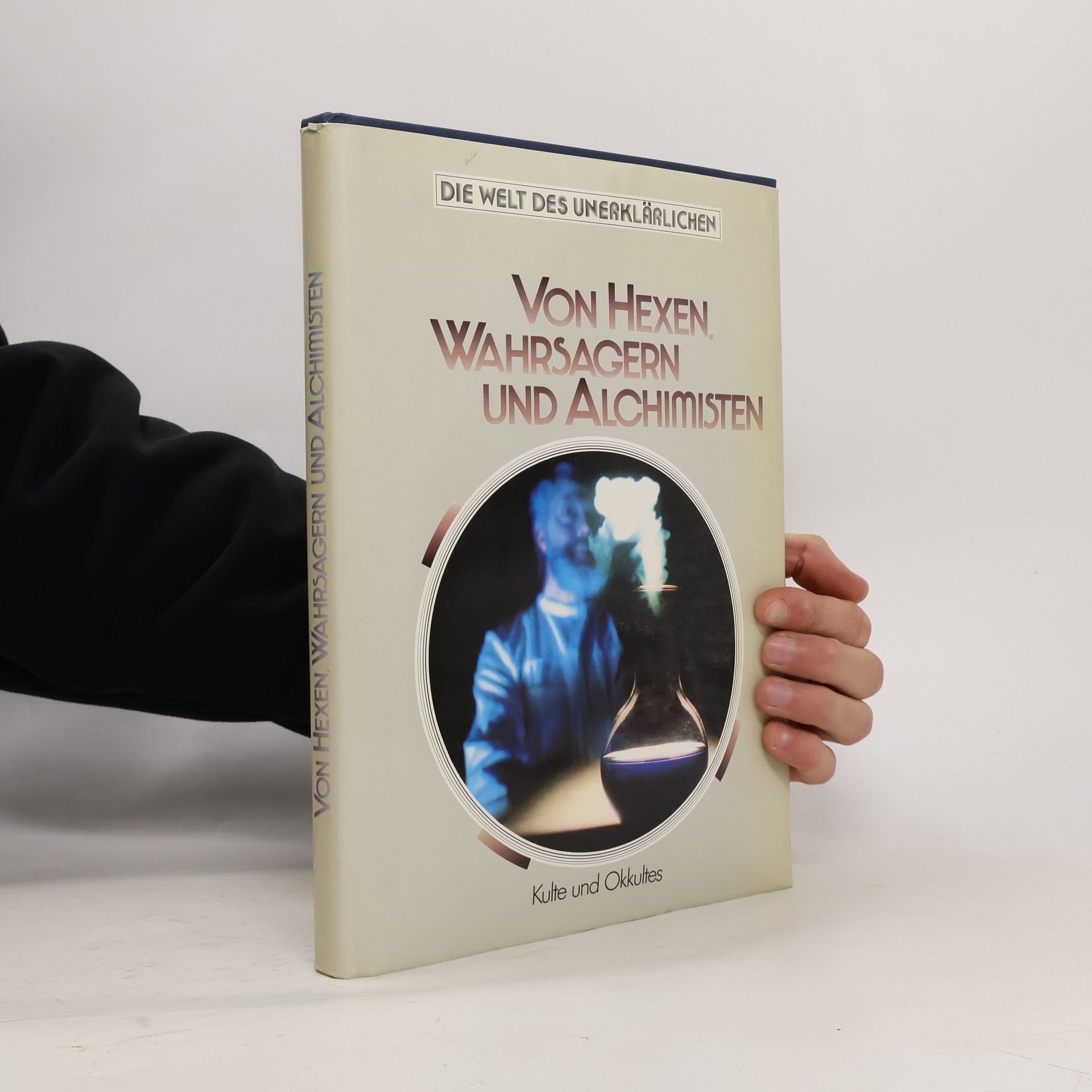 Collectif d'auteurs Von Hexen. Wahrsagern und Alchimisten