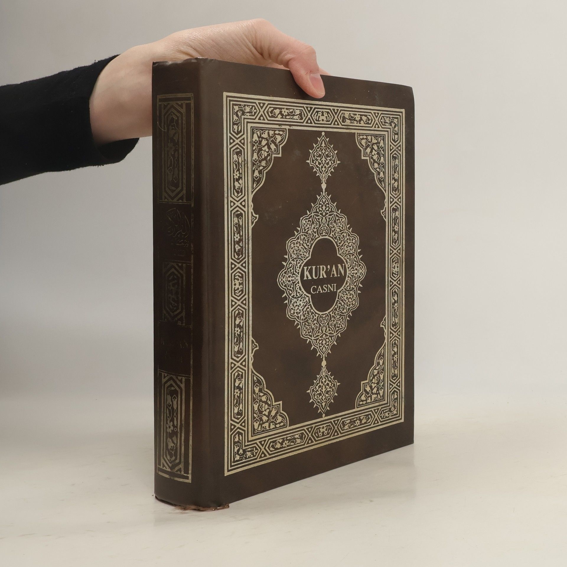 Autorenkollektiv Kur'an Časni