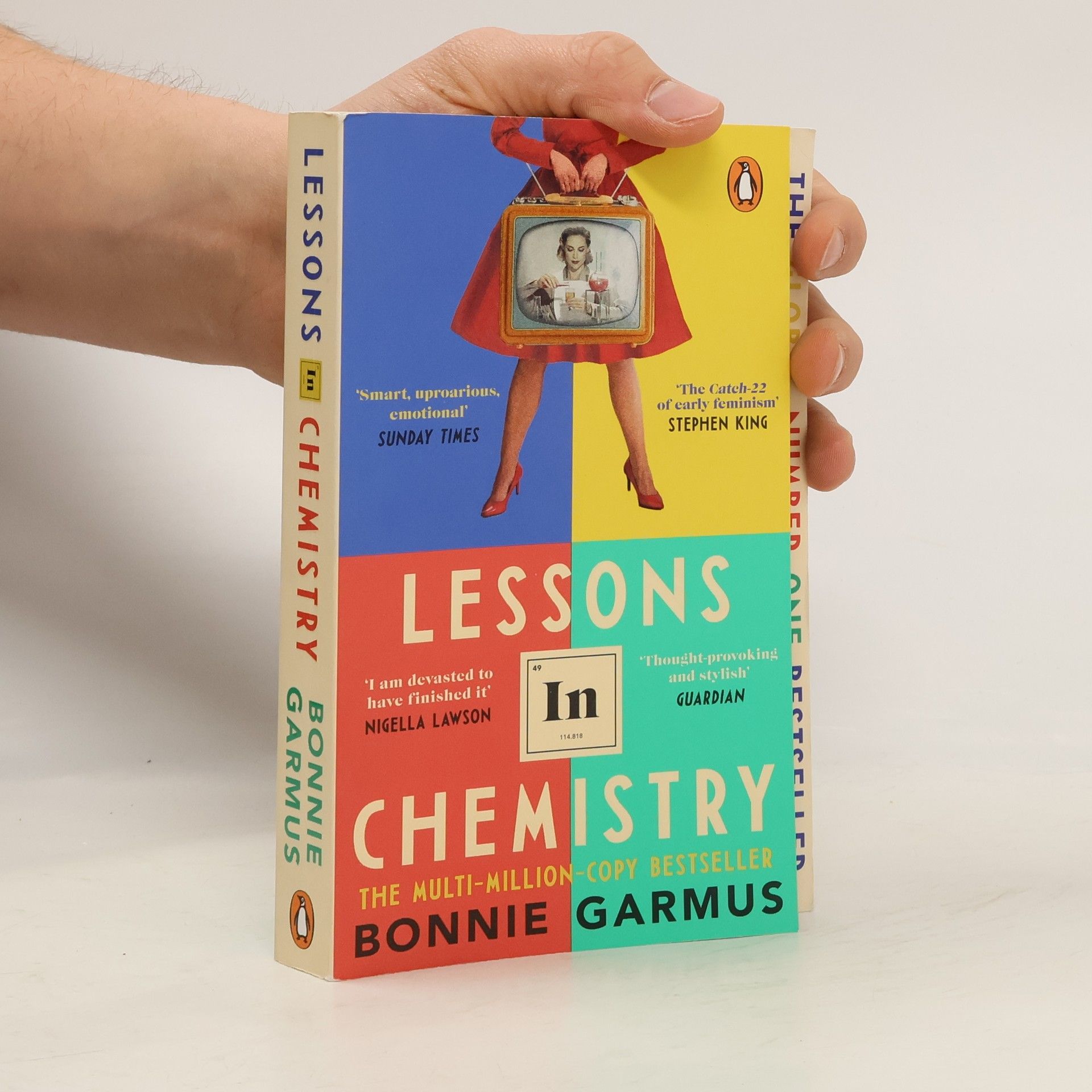 Bonnie Garmus Lessons In Chemistry