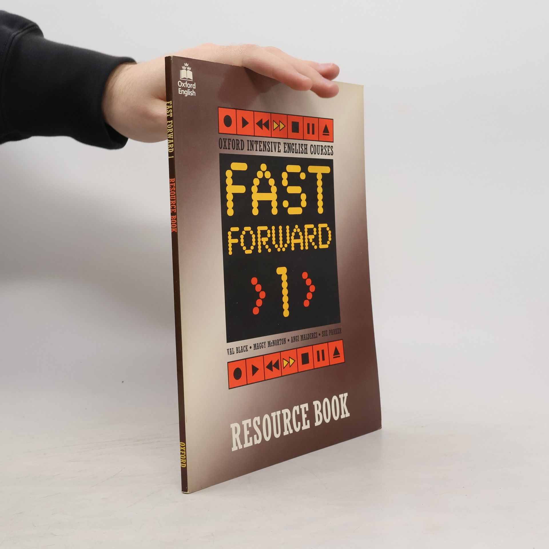 Val Black Fast forward. Resource book. 1