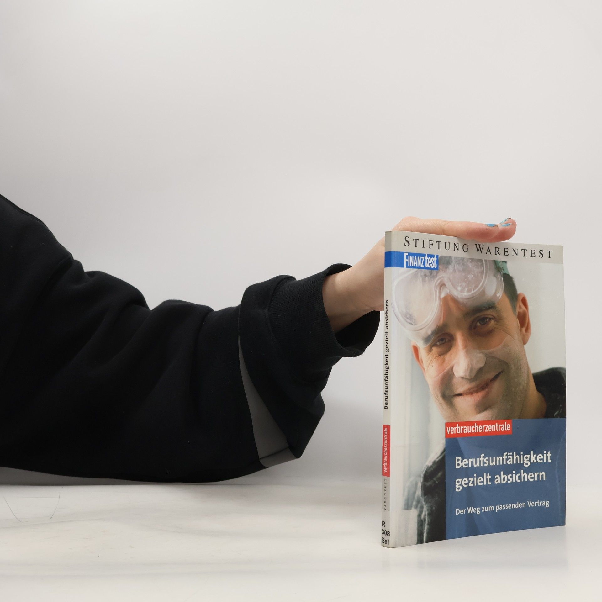 FINANZtest: Berufsunfähigkeit gezielt absichern - Der Weg zum passenden Vertrag