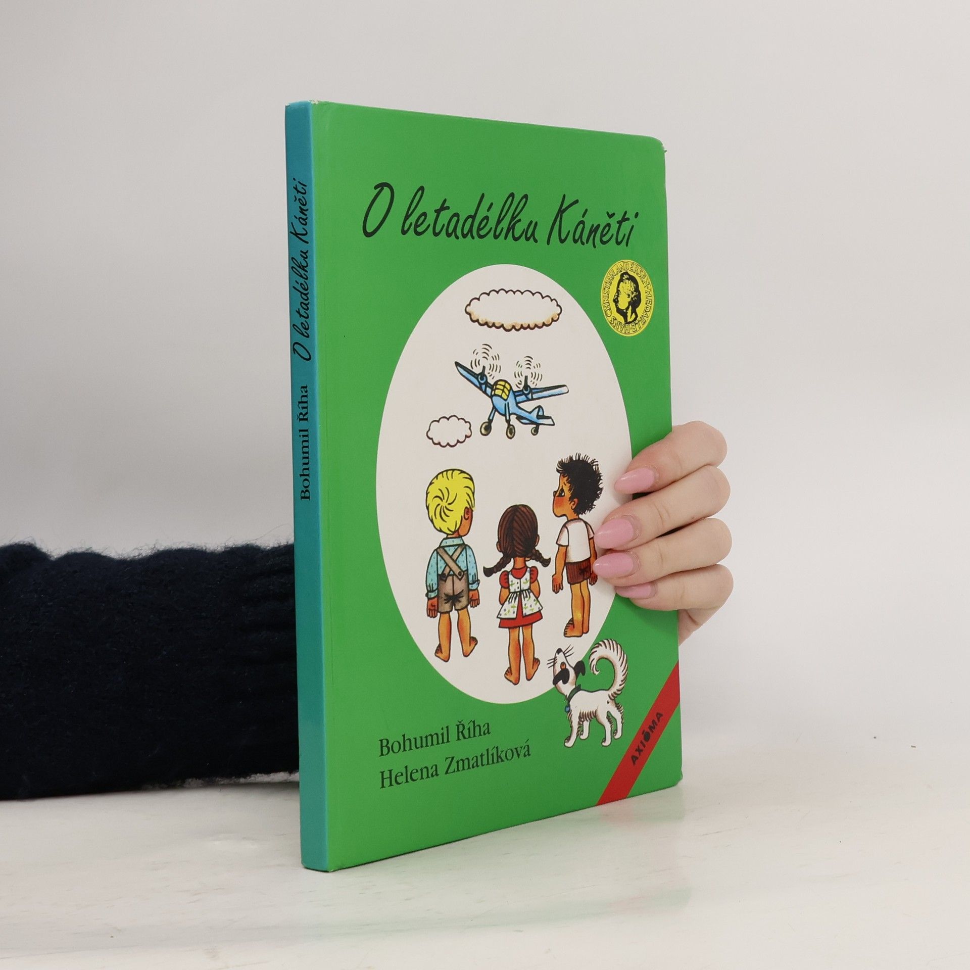 O letadélku Káněti