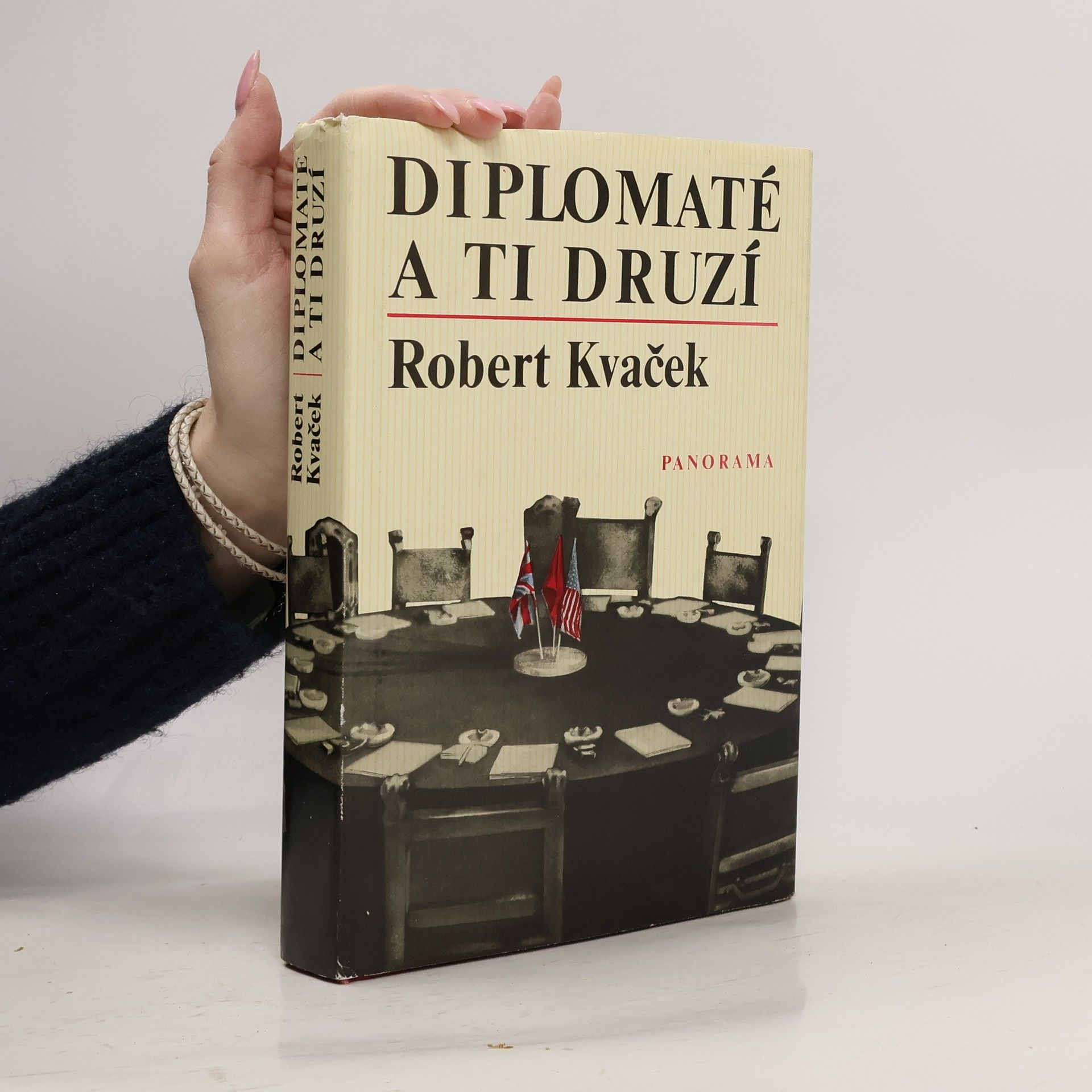 Robert Kvaček Diplomaté a ti druzí