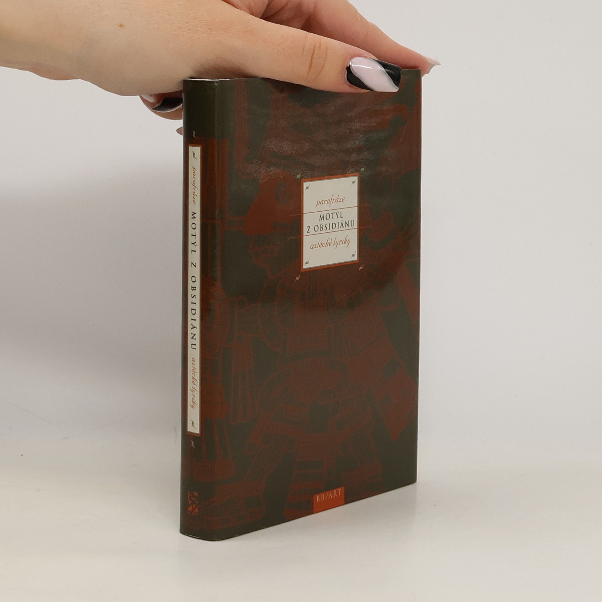 * antologie Motýl z obsidiánu