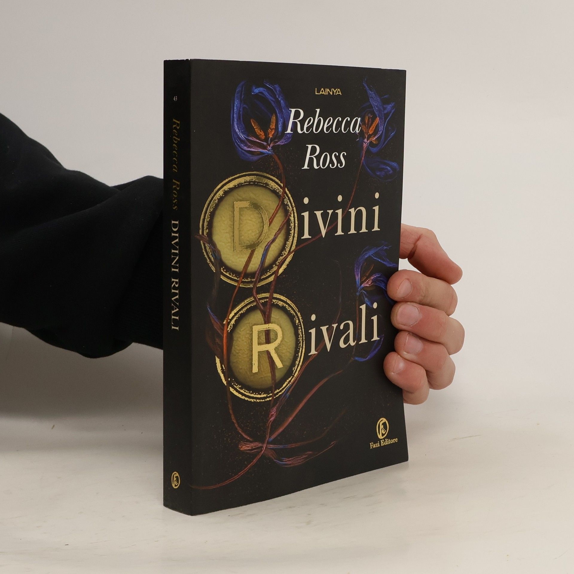 Rebecca Ross Divini rivali