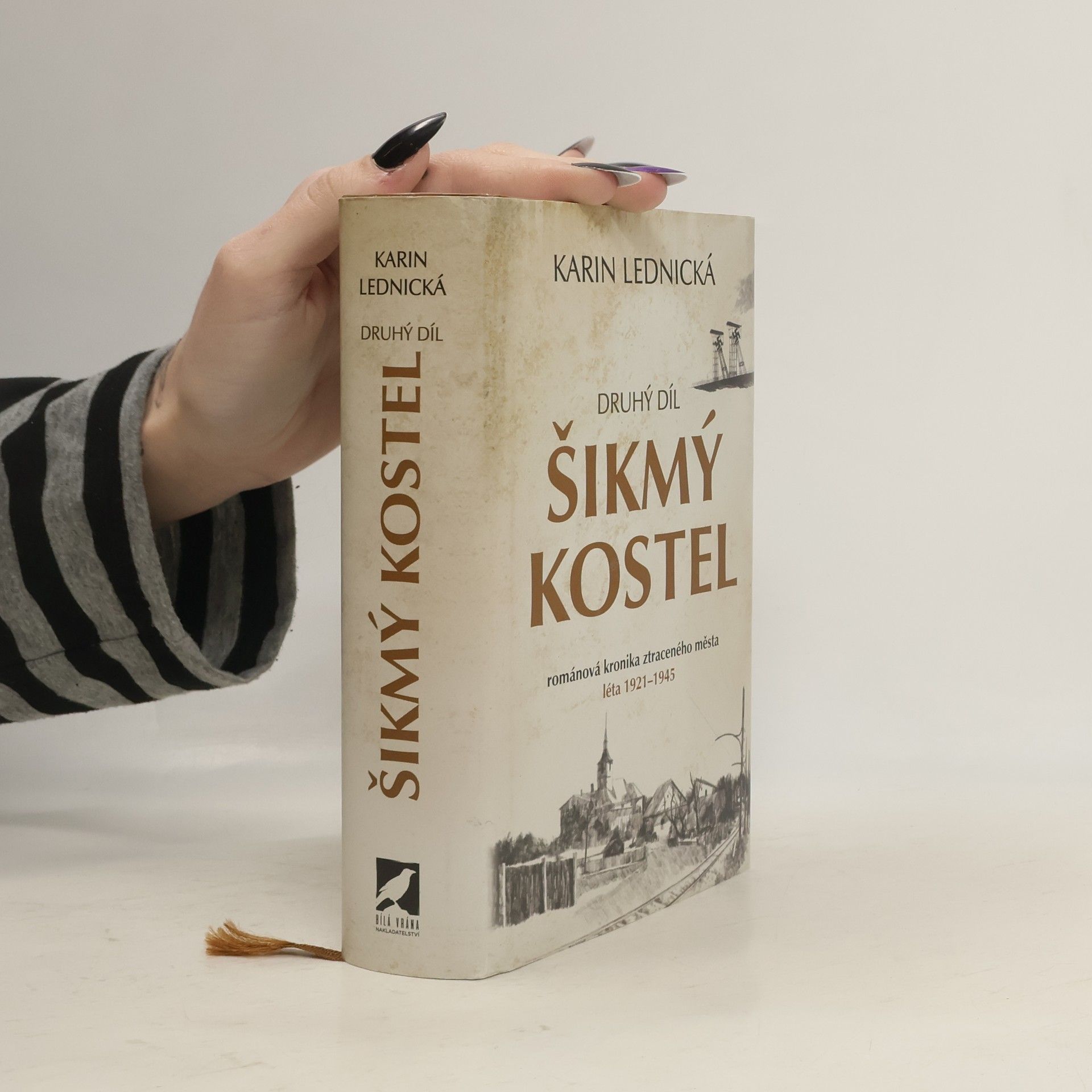 Karin Lednická Šikmý kostel 2