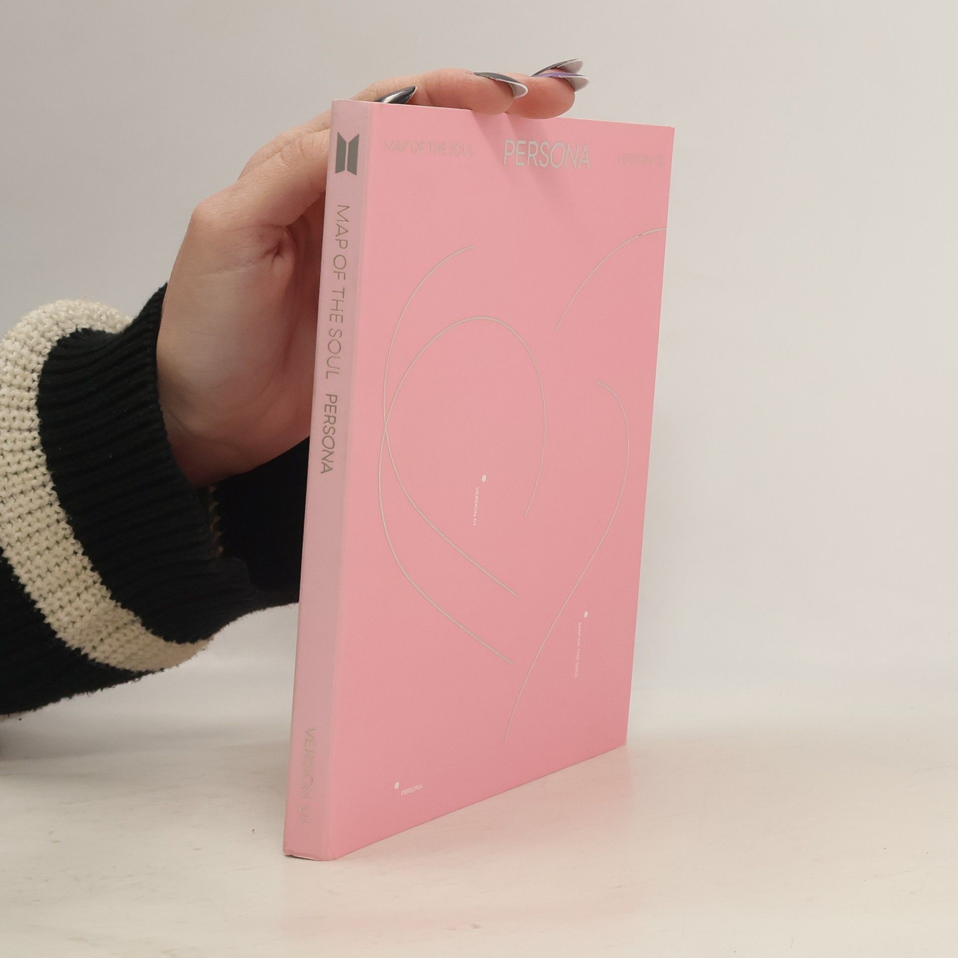 AA.VV. Map of the Soul. Persona