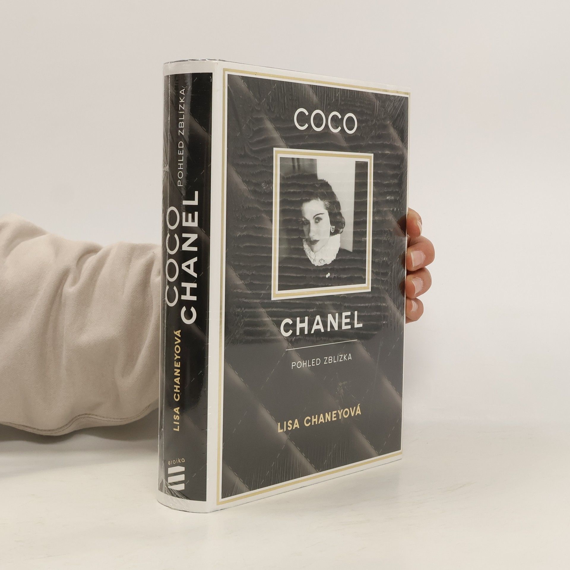 Lisa Chaney Coco Chanel