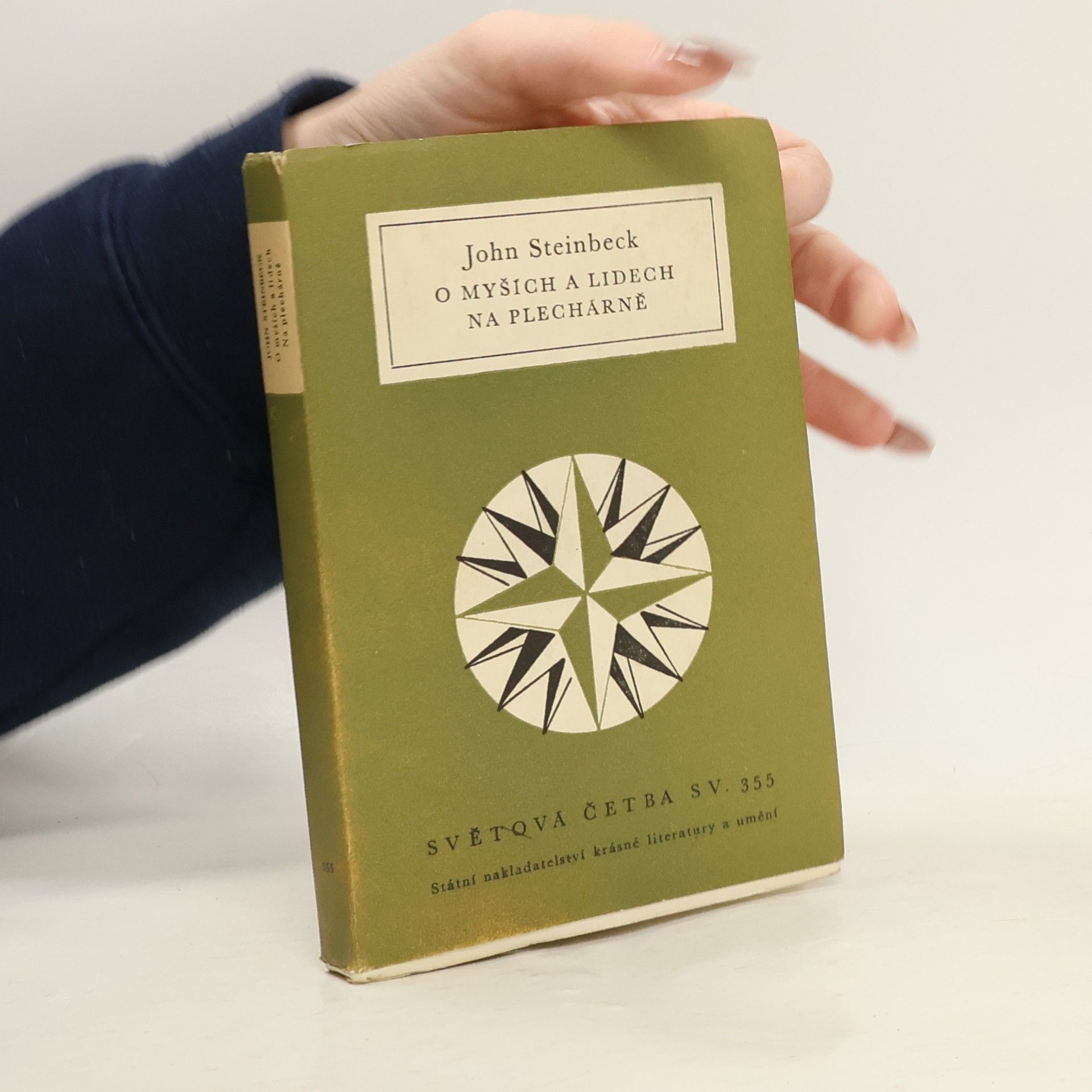 John Steinbeck O myších a lidech. Na plechárně