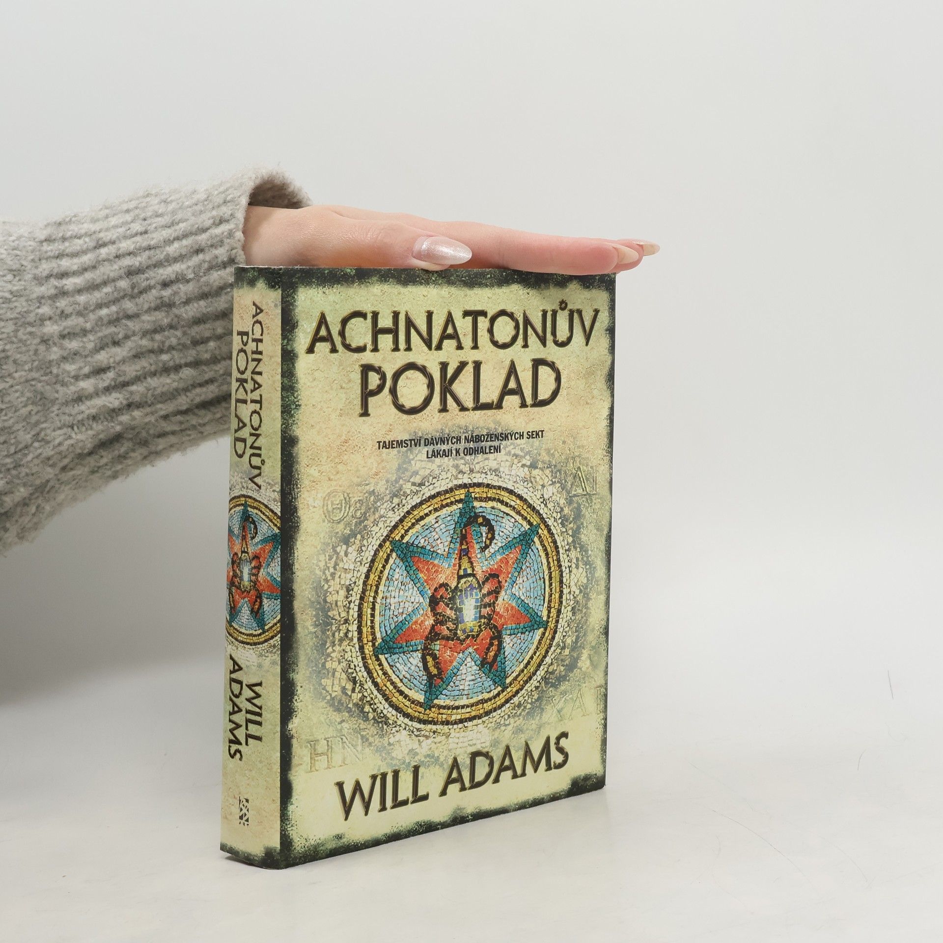 William Petre Achnatonův poklad