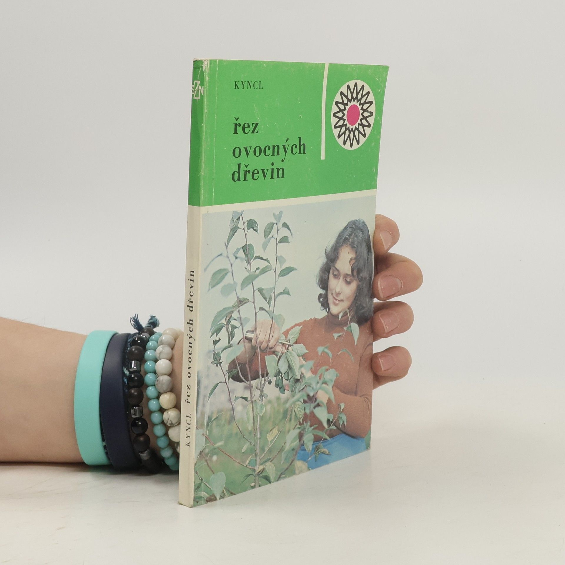 Řez ovocných dřevin