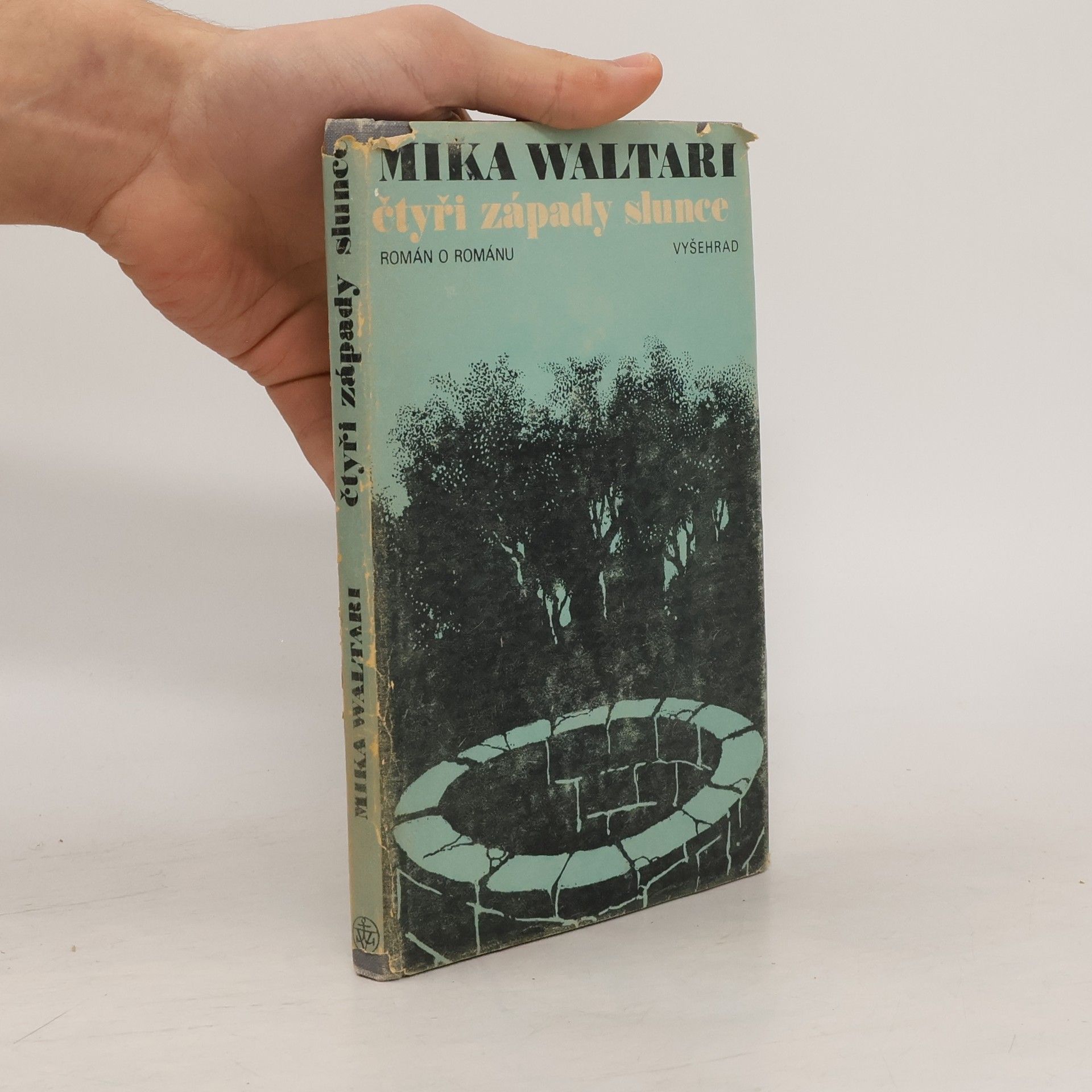 Mika Waltari Čtyři západy slunce