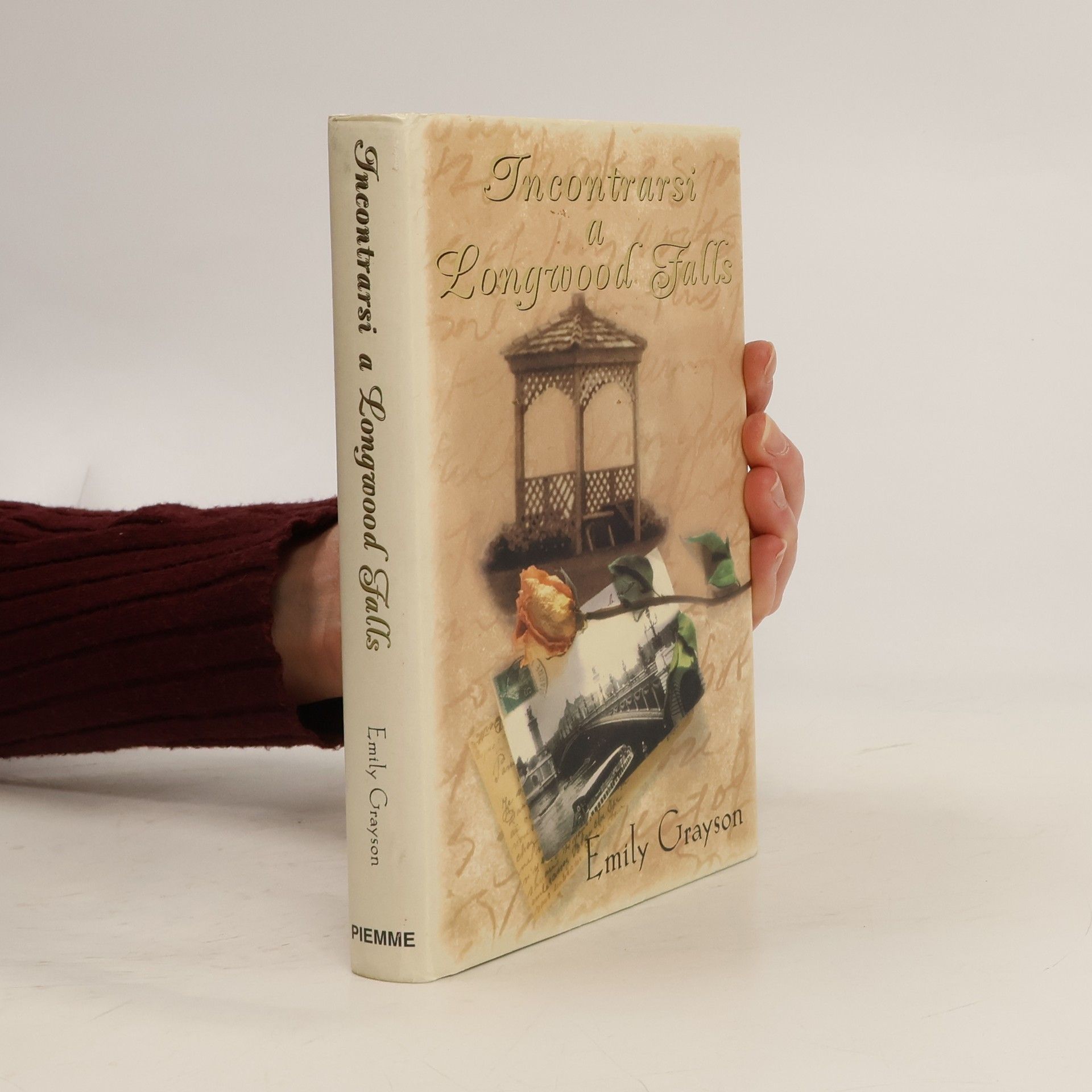 Emily Grayson Incontrarsi a Longwood Falls