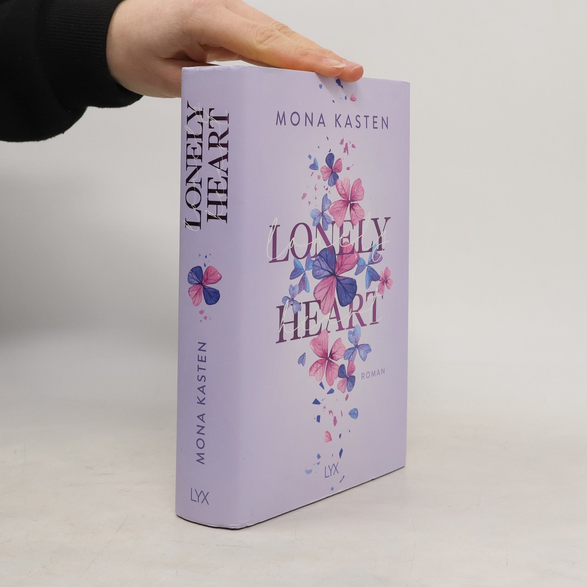 Mona Kasten Lonely heart