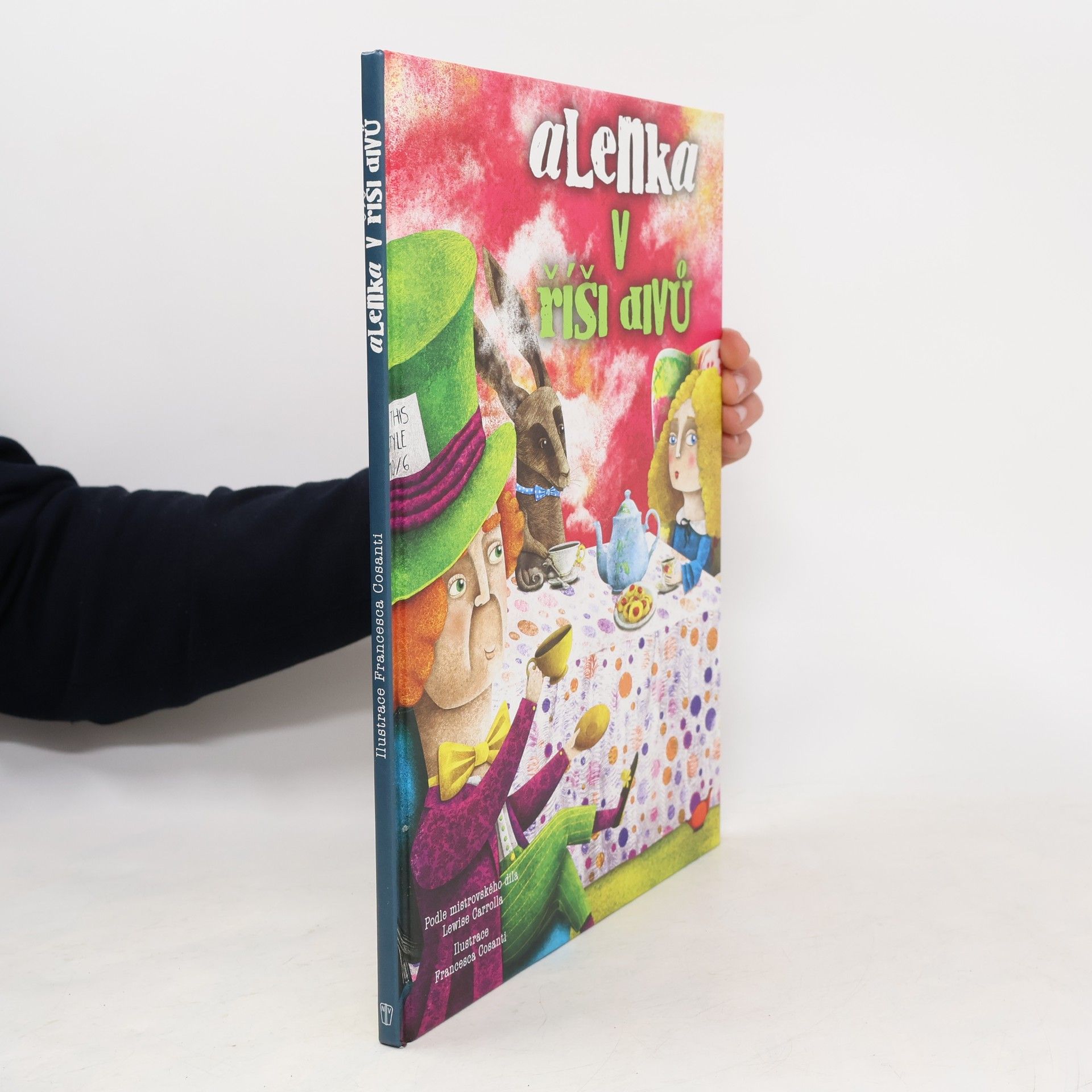 Francesca Cosanti Alenka v říši divů