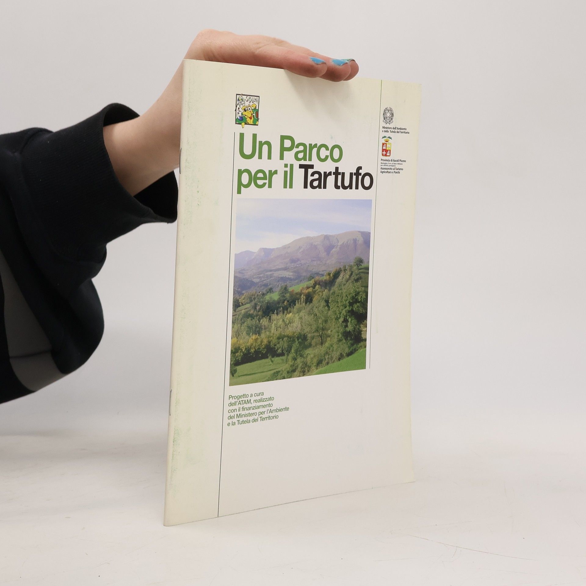 AA.VV. Un Parco per il Tartufo