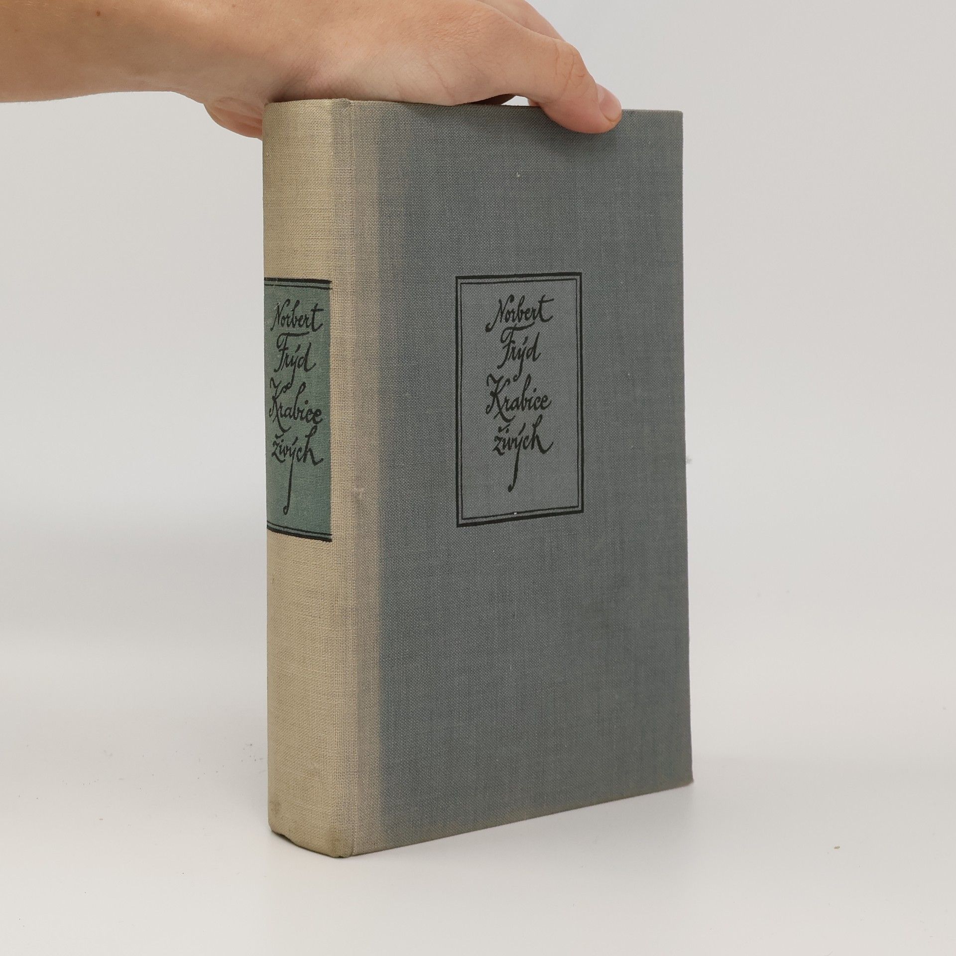 Norbert Frýd Krabice živých