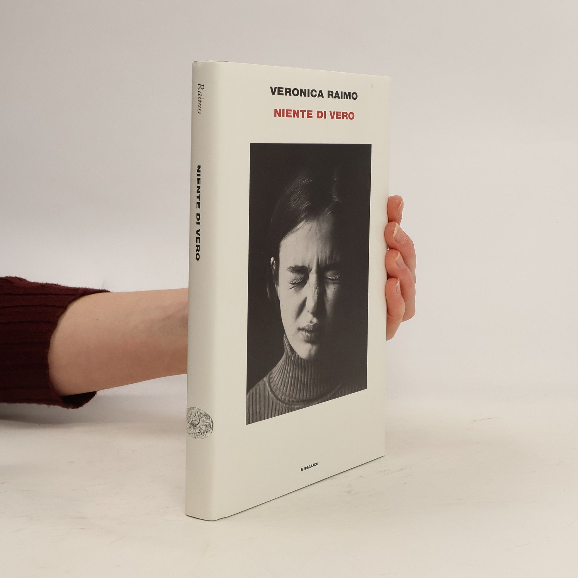 Veronica Raimo Niente di vero