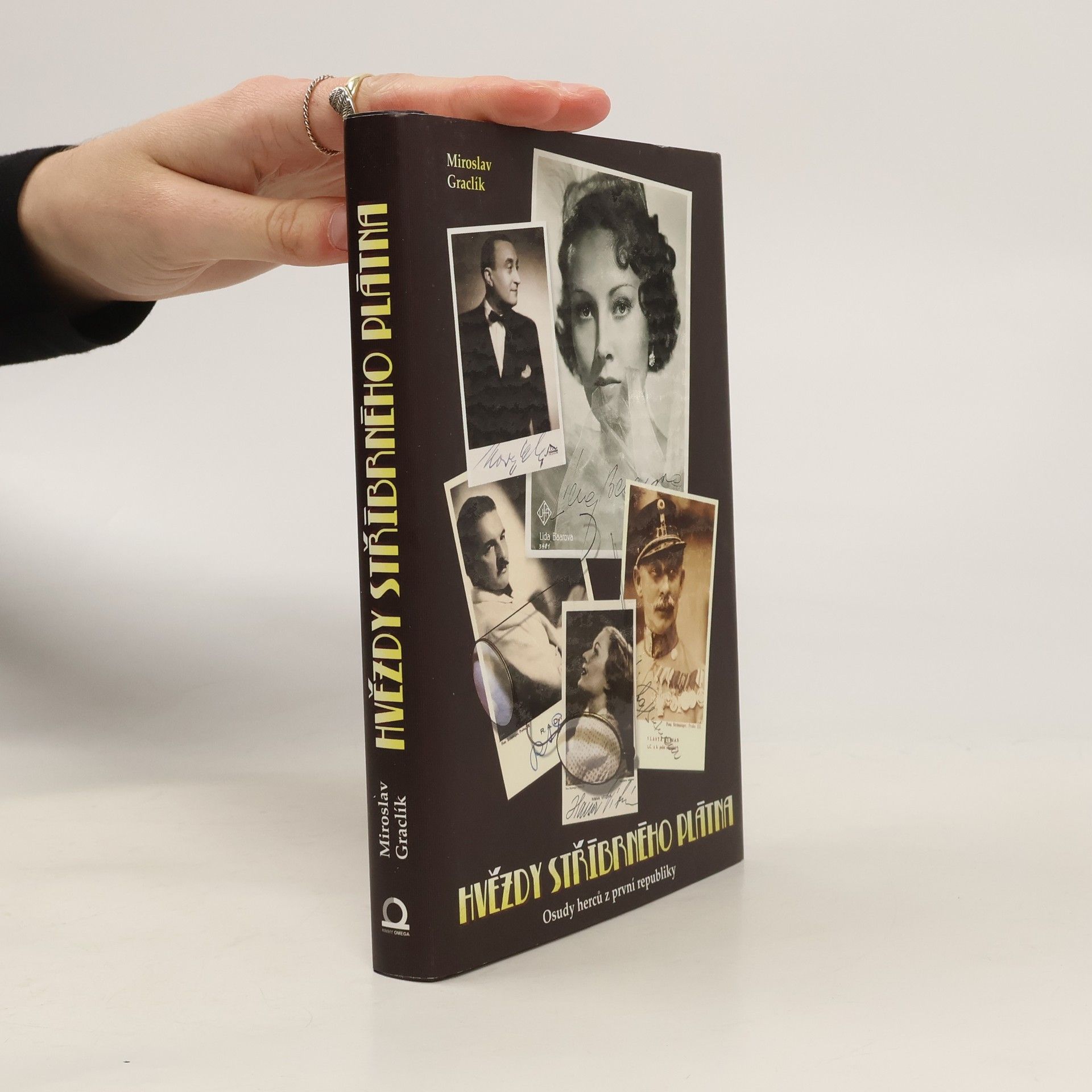 Miroslav Graclík Hvězdy stříbrného plátna. Osudy 40 herců první republiky