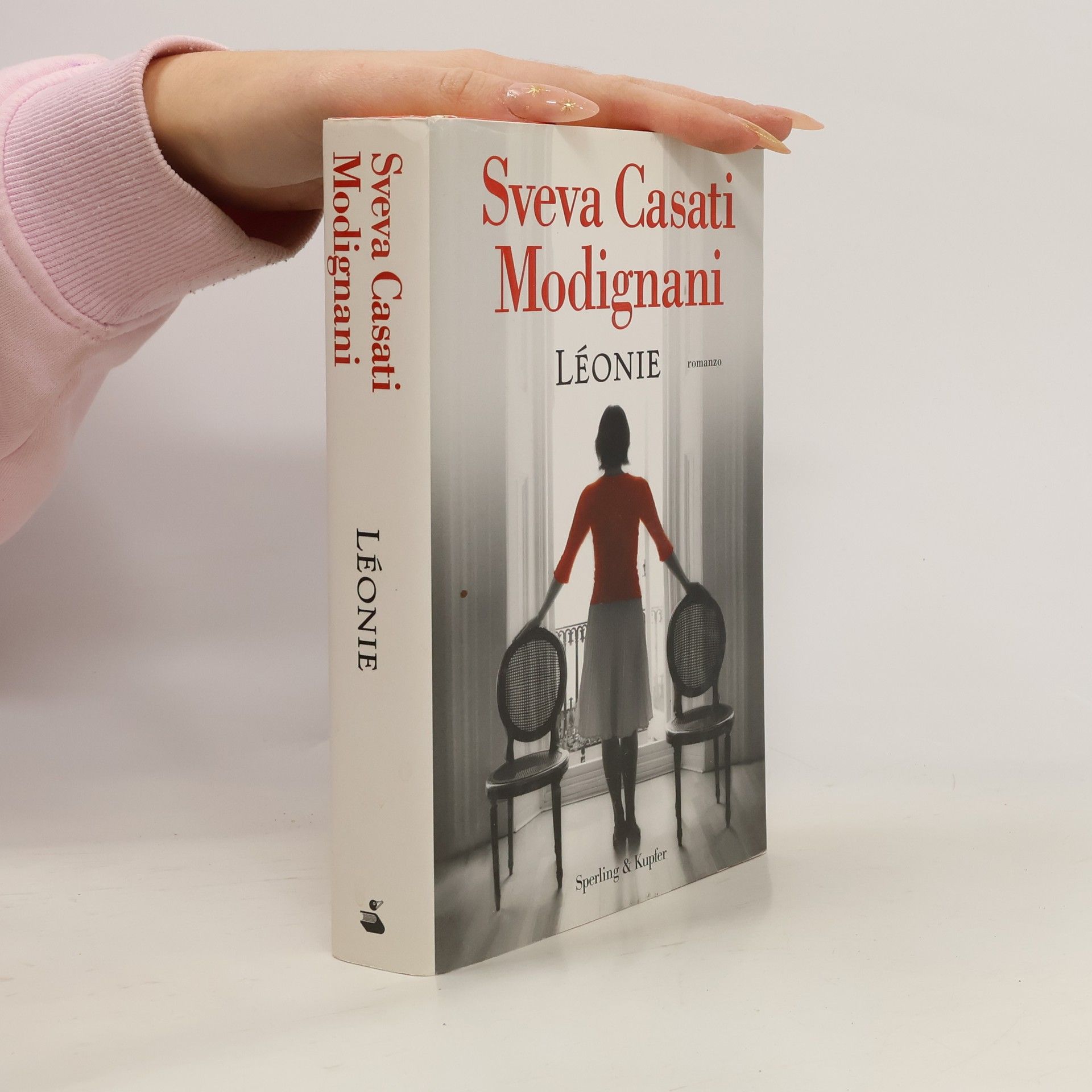 Sveva Casati Modignani Léonie