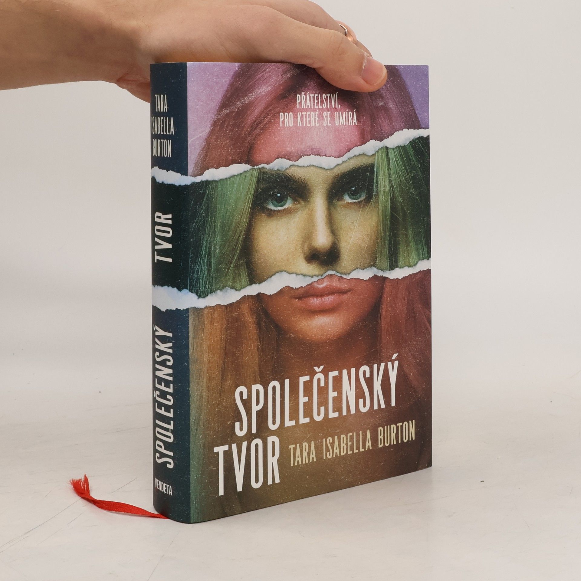 Tara Isabella Burton Společenský tvor