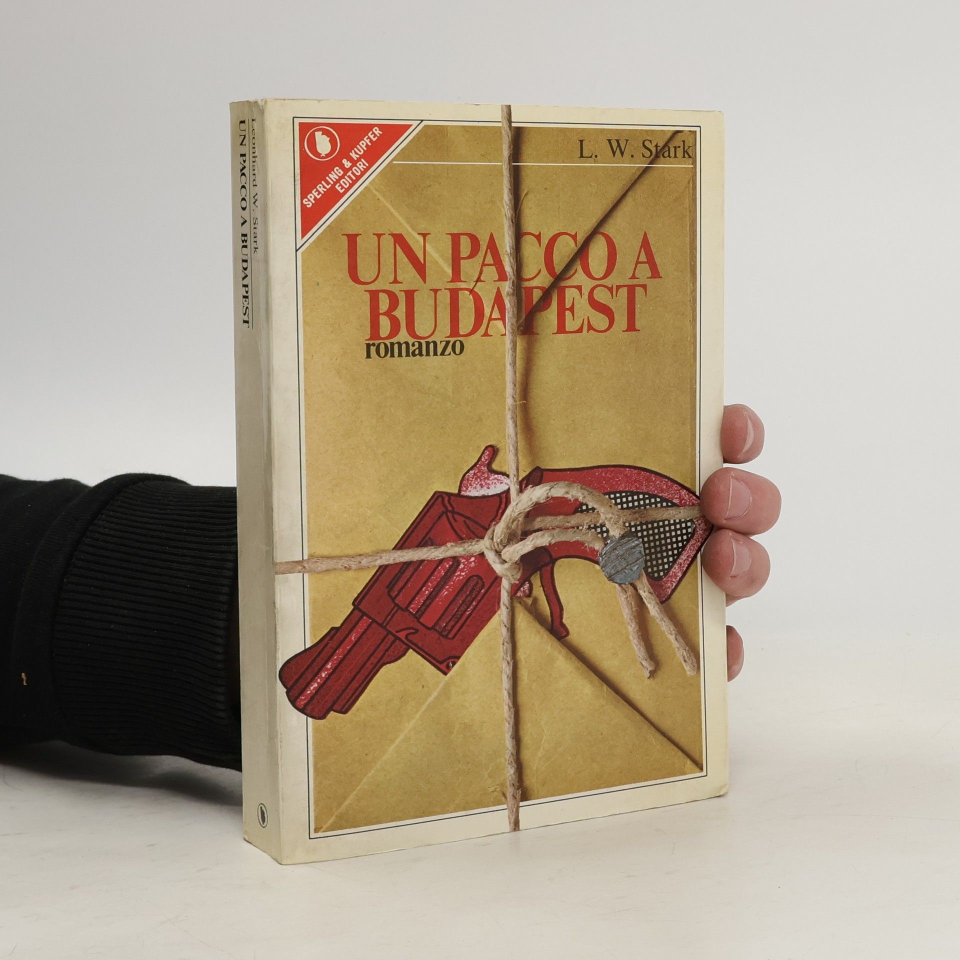 L. W. Stark Un pacco a Budapest