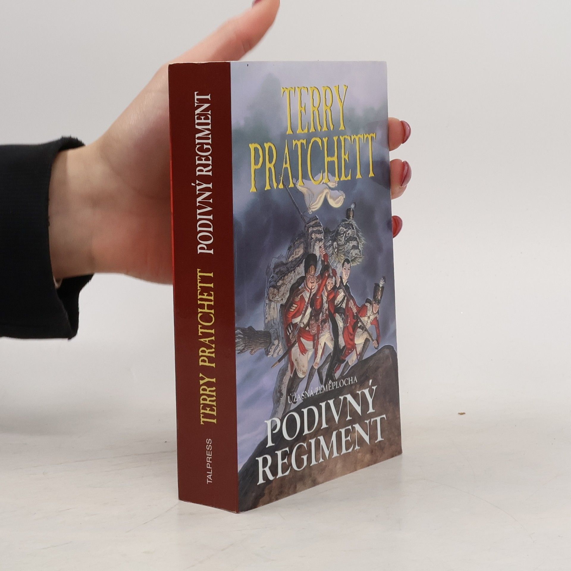Terry Pratchett Podivný regiment