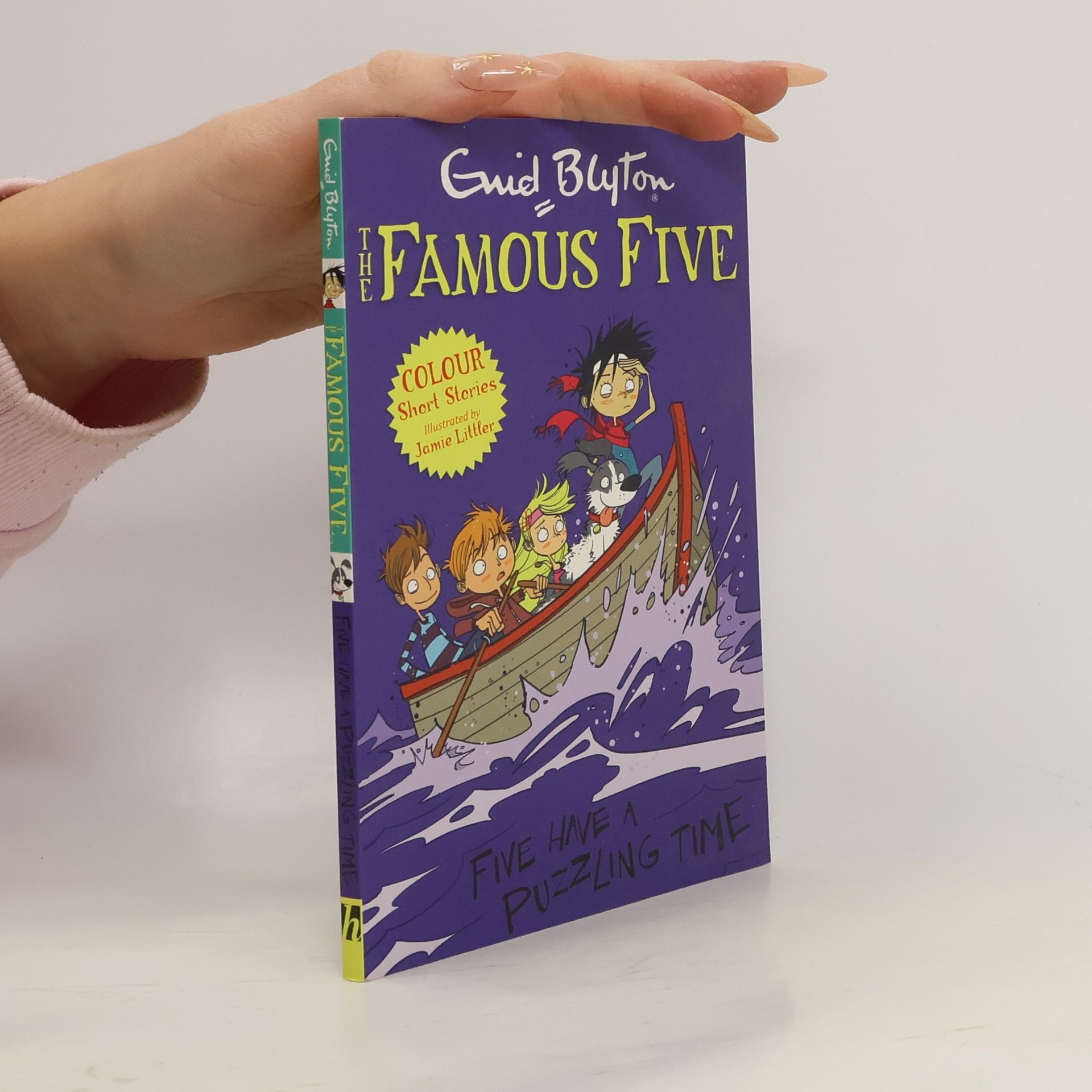Enid Blyton The Famous Five: Five Have a Puzzling Time