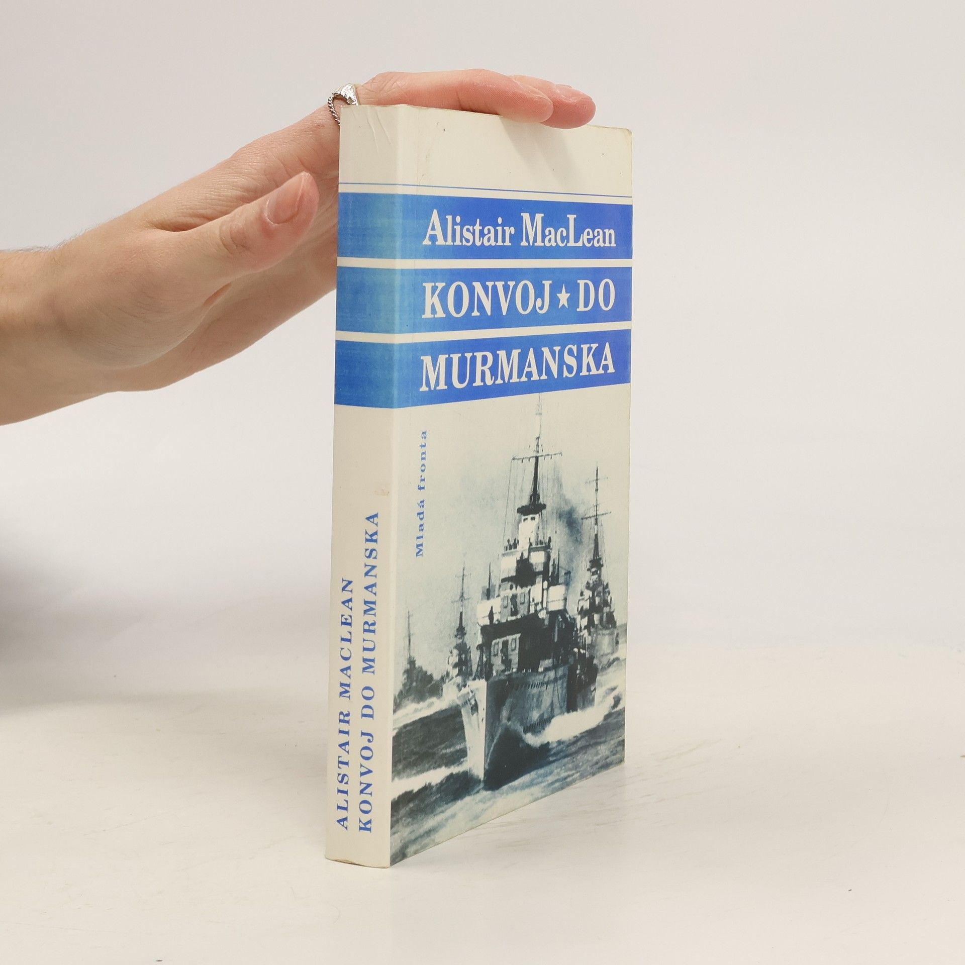 Alistair MacLean Konvoj do Murmanska