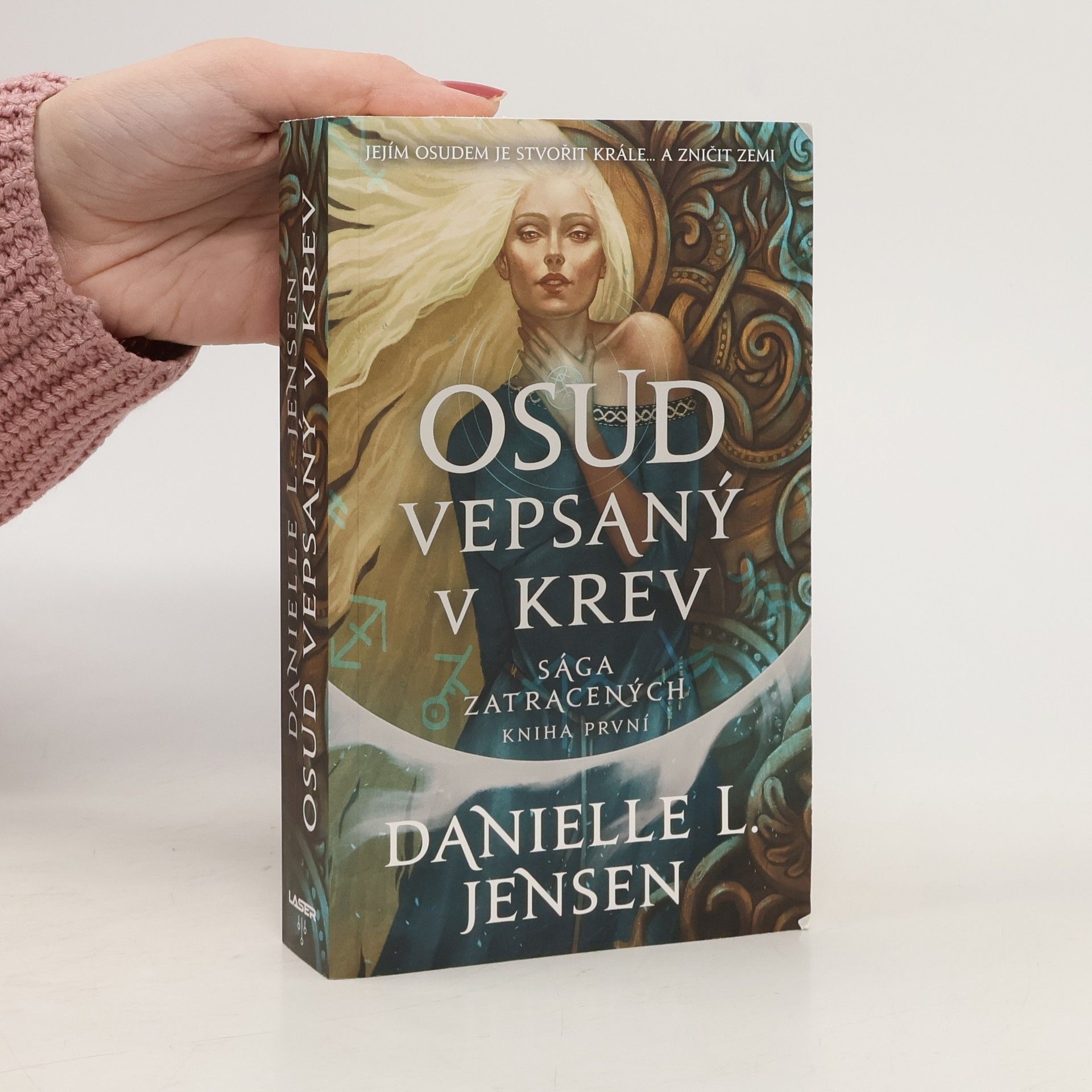 Danielle L. Jensen Osud vepsaný v krev